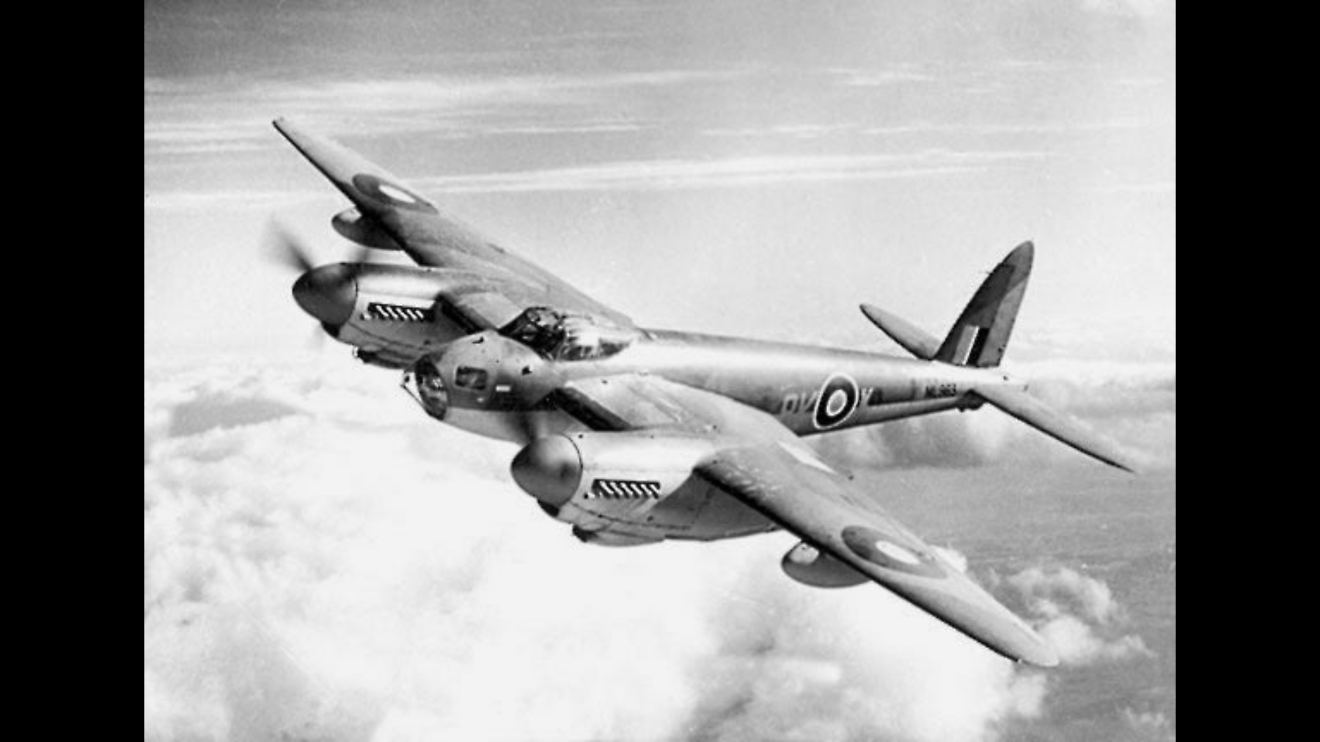 What is the best looking twinengine plane? r/Warthunder