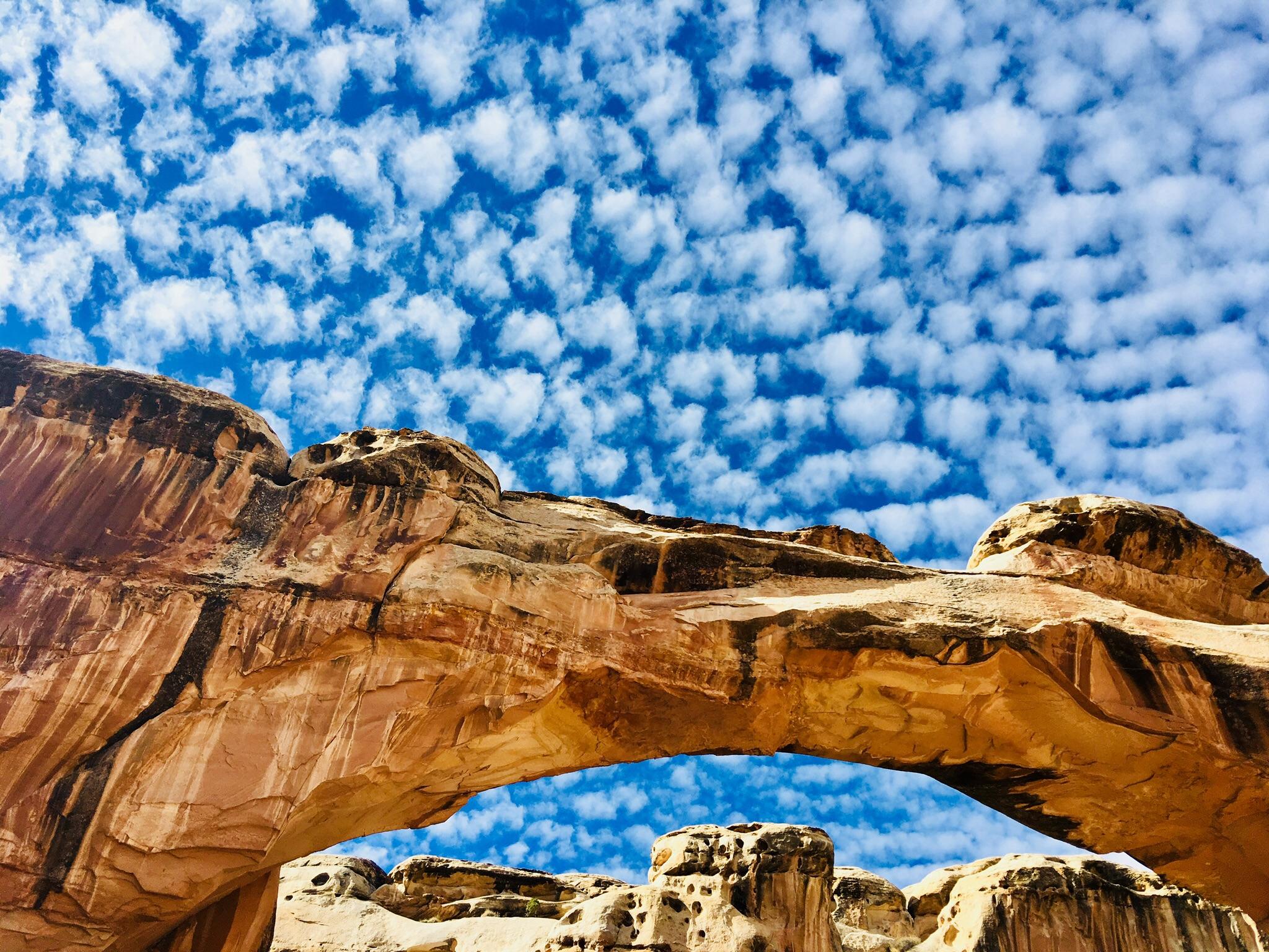 Hickman Bridge, UT [4032 x 3024] [OC] r/EarthPorn