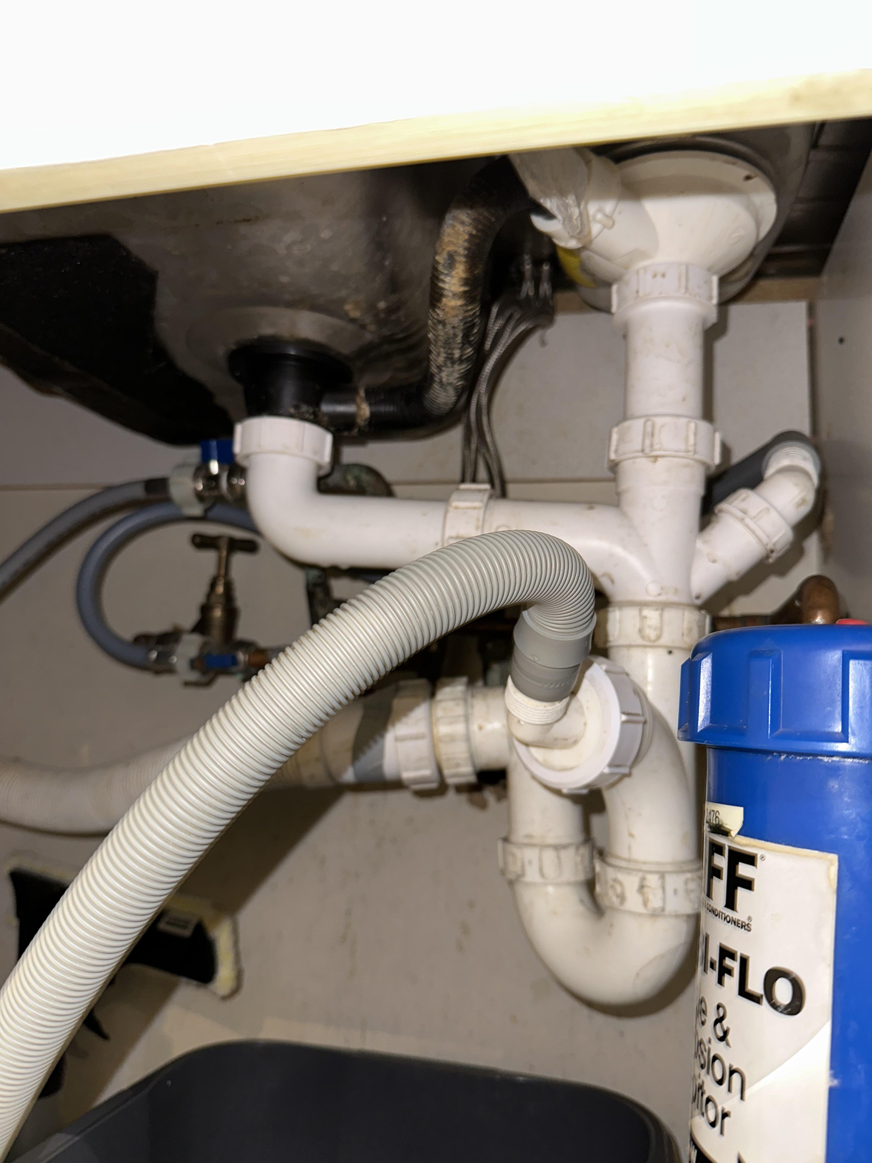 Drainage issues kitchen sink r/Plumbing