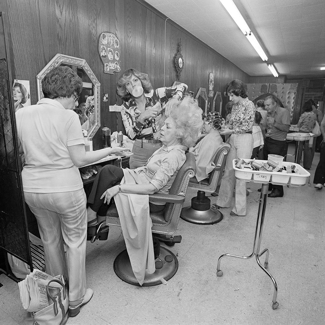 New York hair salon, early 1970's. r/TheWayWeWere