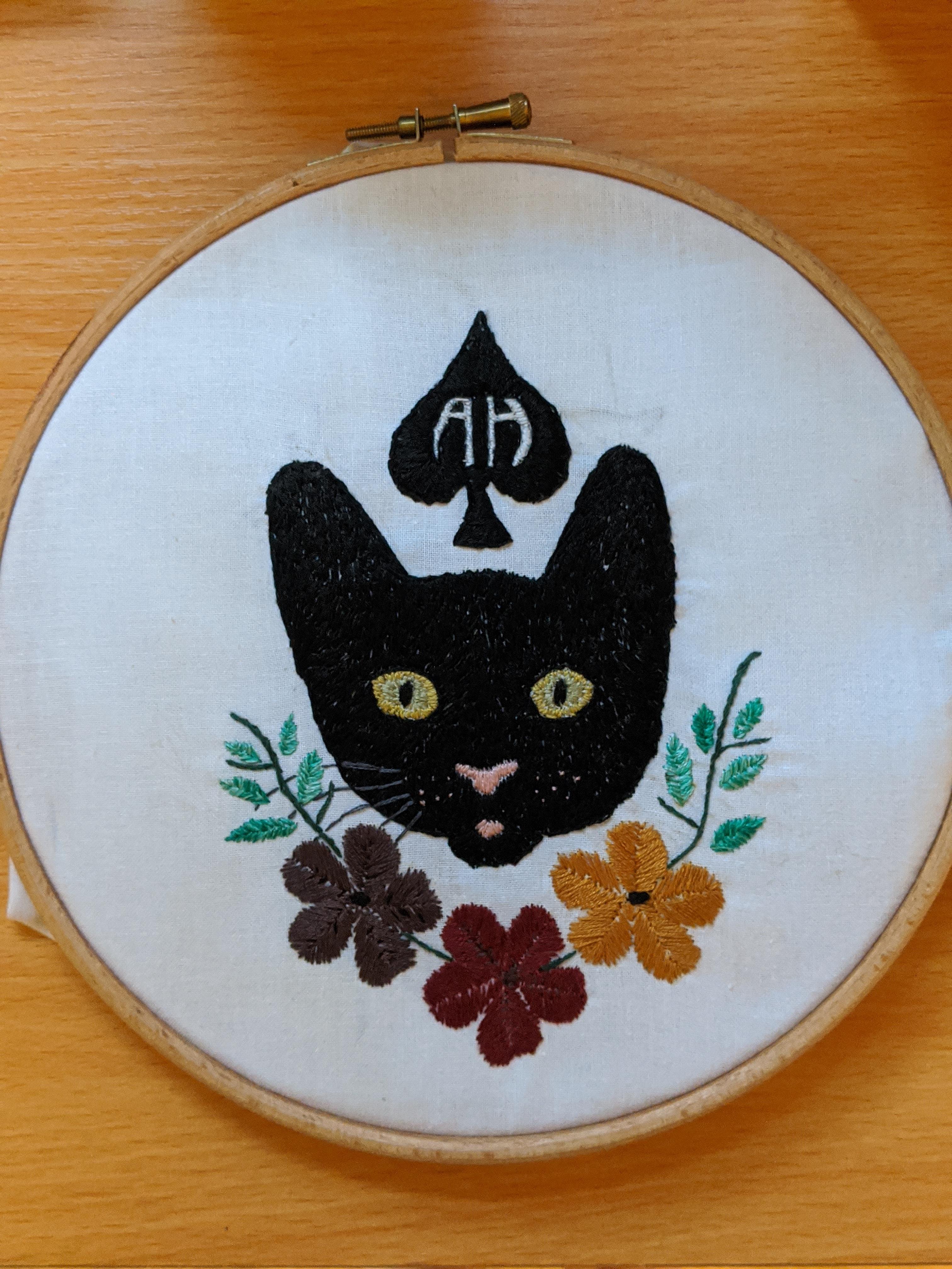 Cat embroidery for my tattooist as a thank you. Struggling to match up