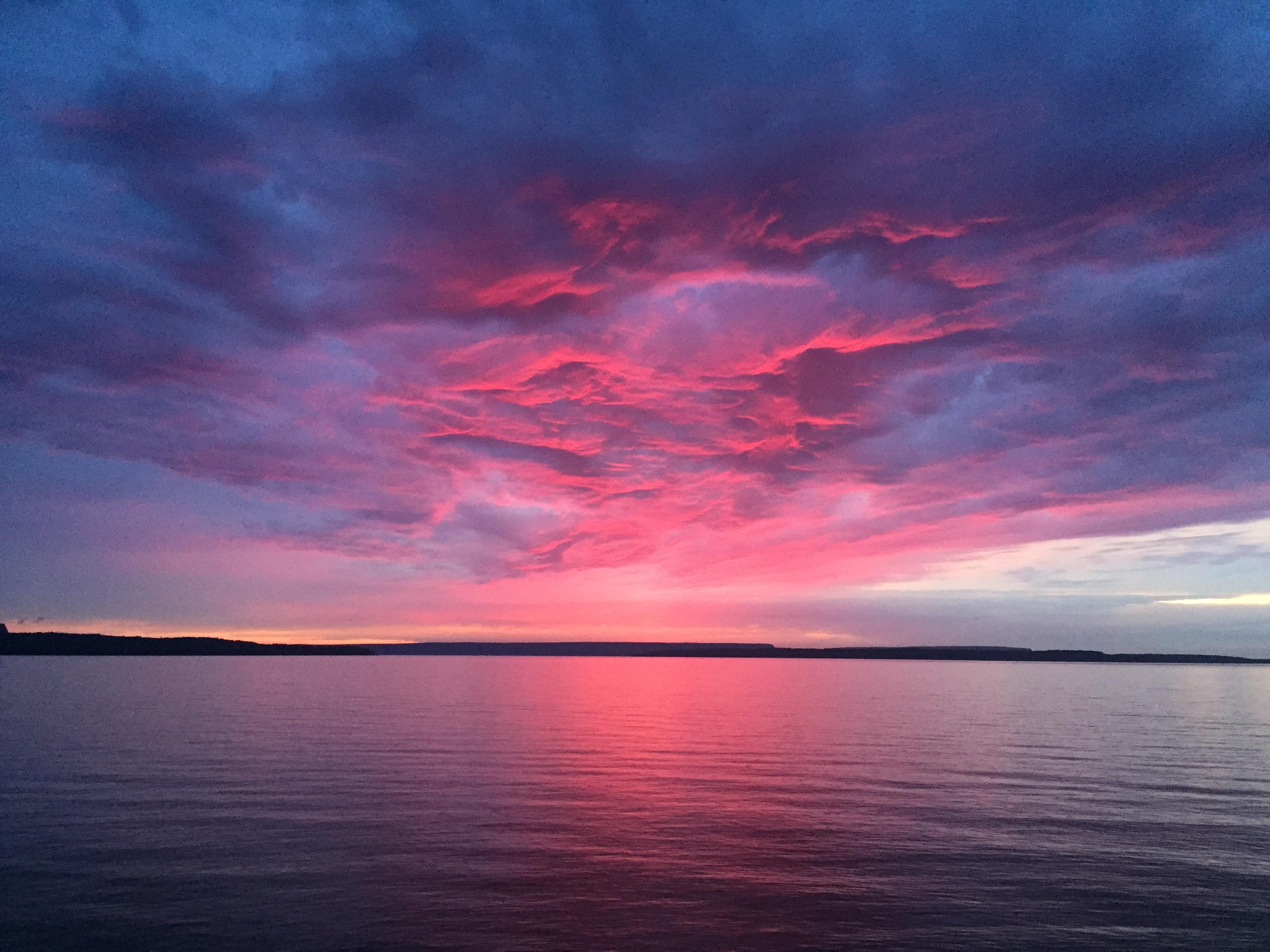 Caught this incredible sunset over Big Bay in Canada. r/pics