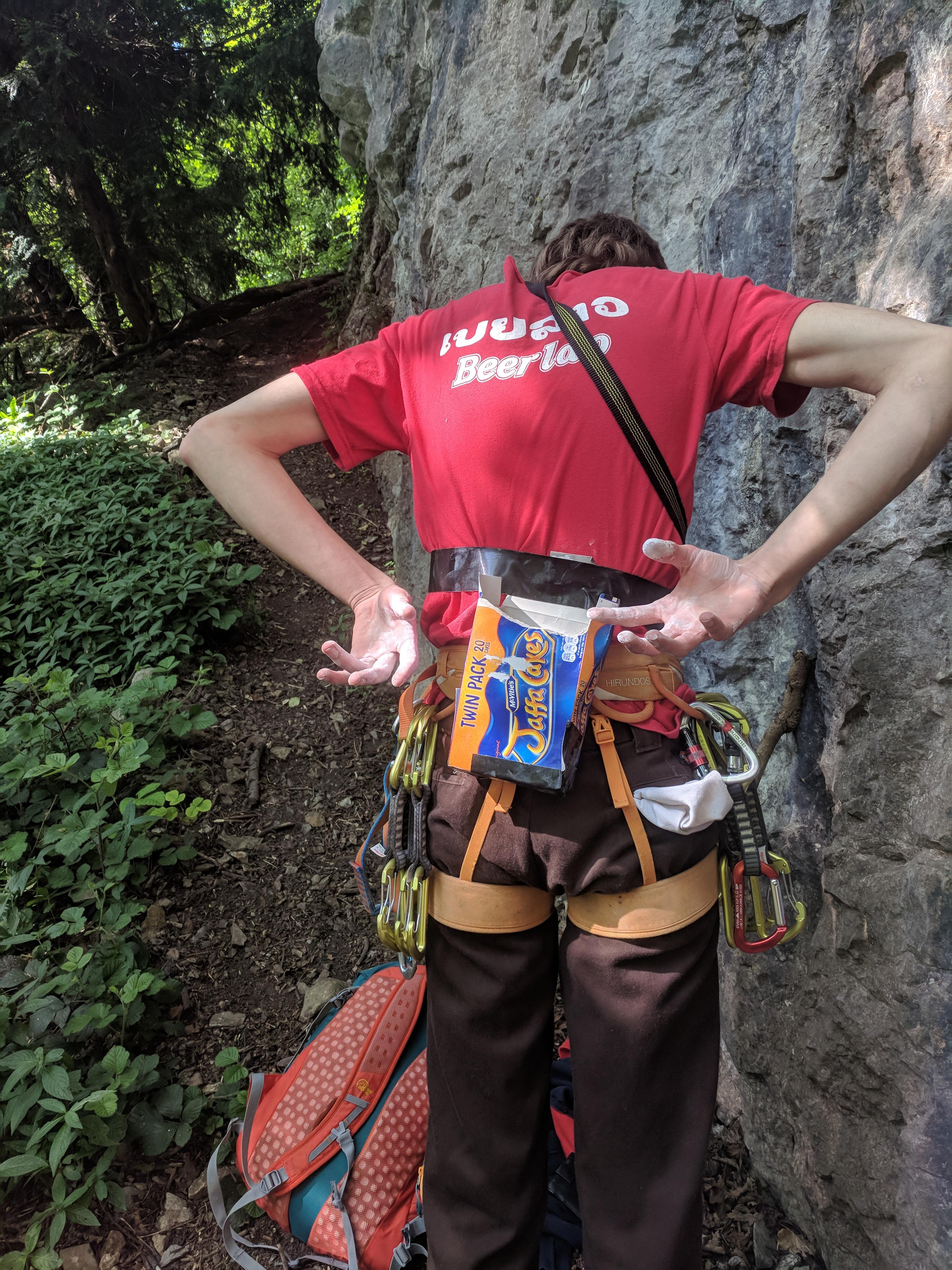 No chalk bag no problem r/climbing