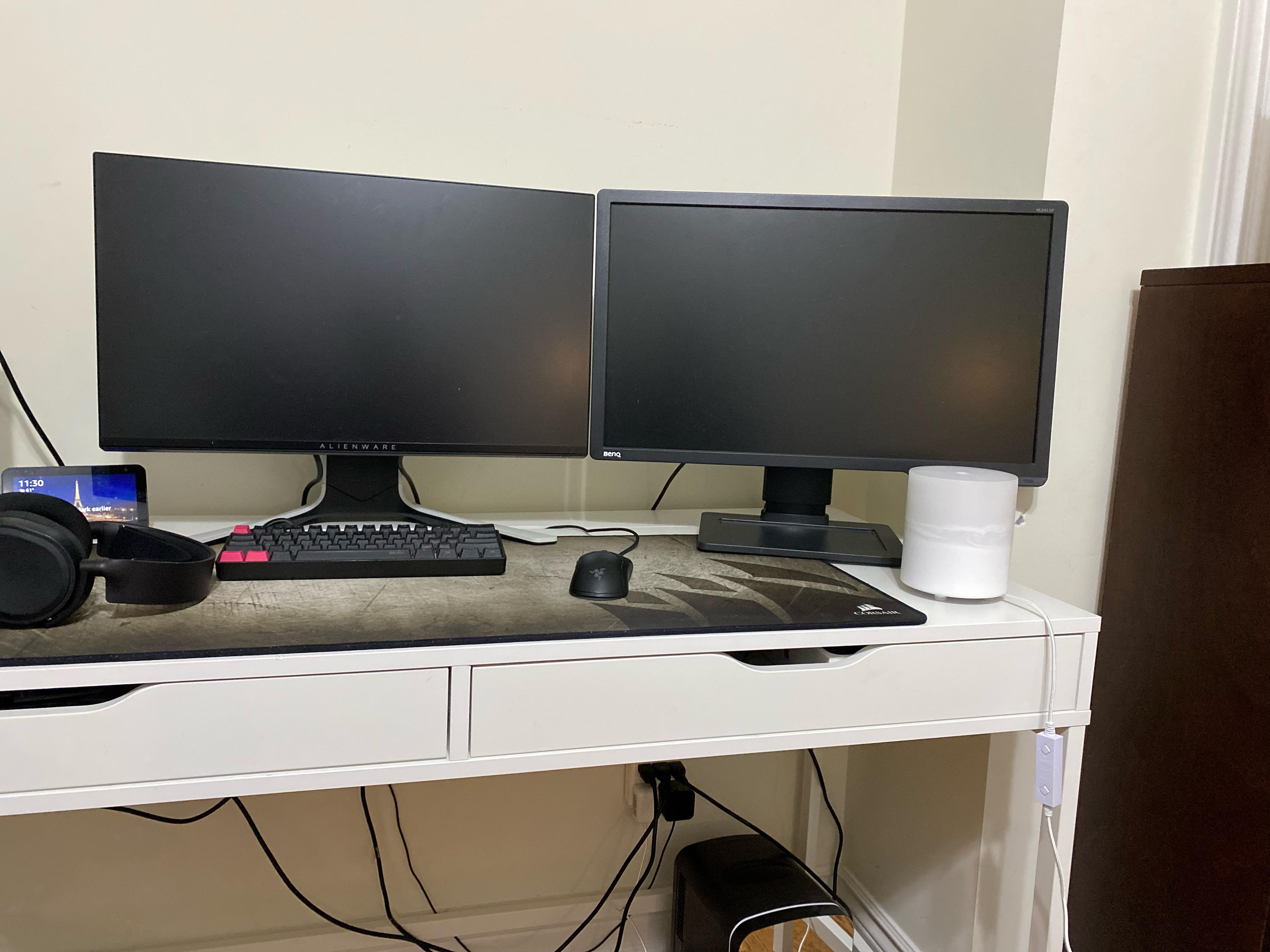 any ideas for a monitor arm for this desk? the problem is how thick it