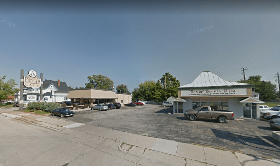 Very rare former KFC next to a KRB (Kentucky Roast Beef) in Oshkosh