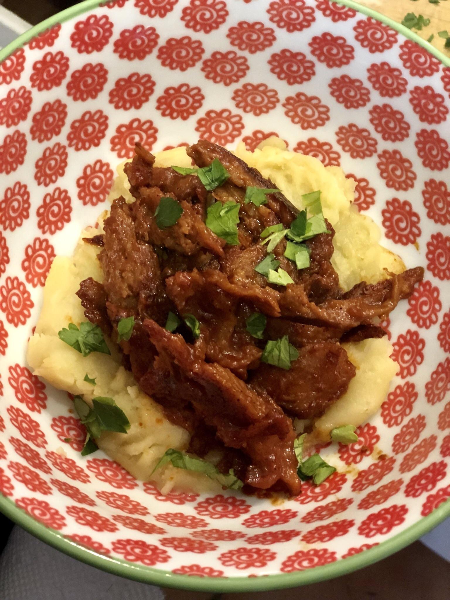 Texas bbq seitan over whipped potatoes= ultimate comfort food P r/vegan