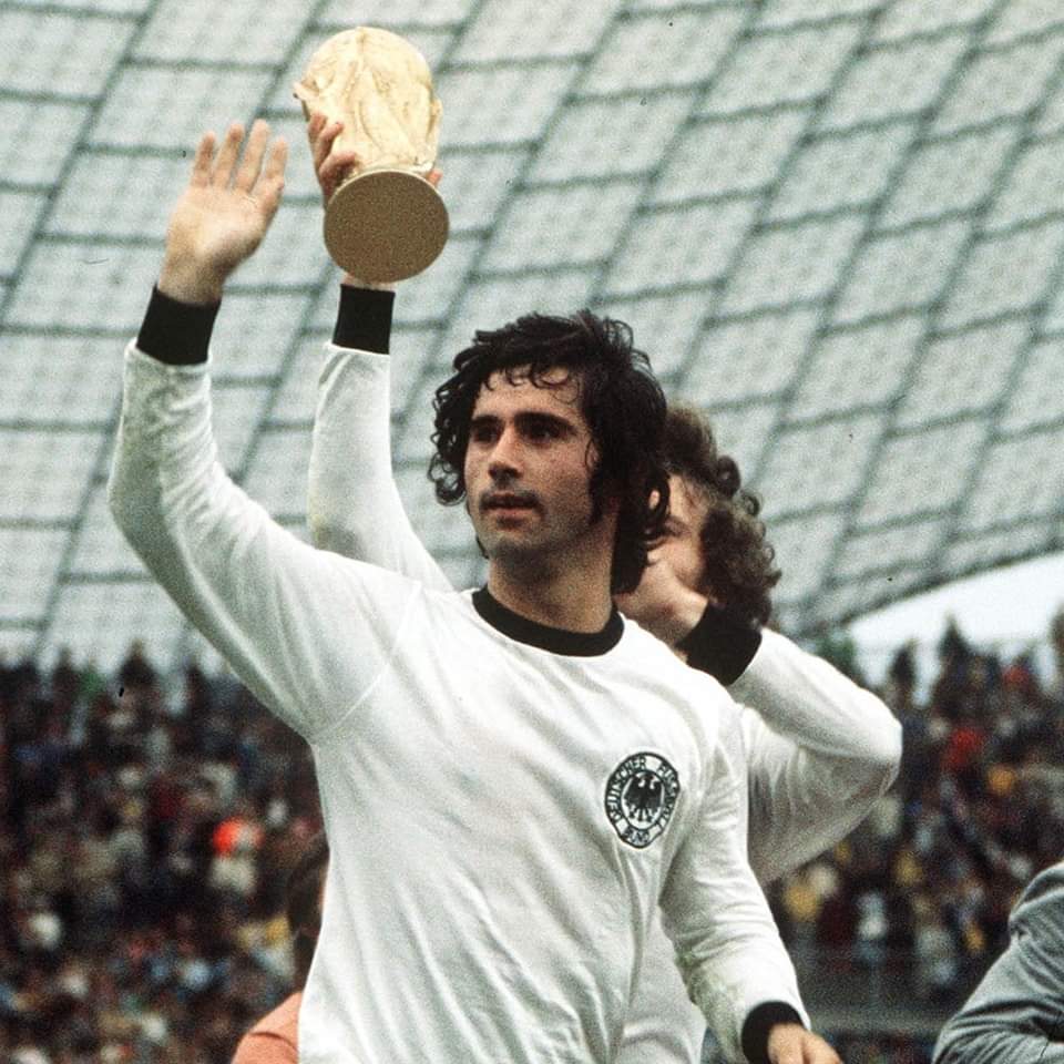 Gerd Müller is set to be introduced as a new Icon on FIFA 23. 👏👏👏 r