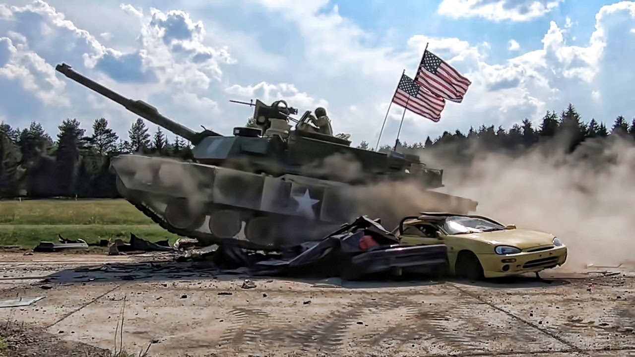 Tanks crush cars at Europe Tank Competition 2018 r/TankPorn