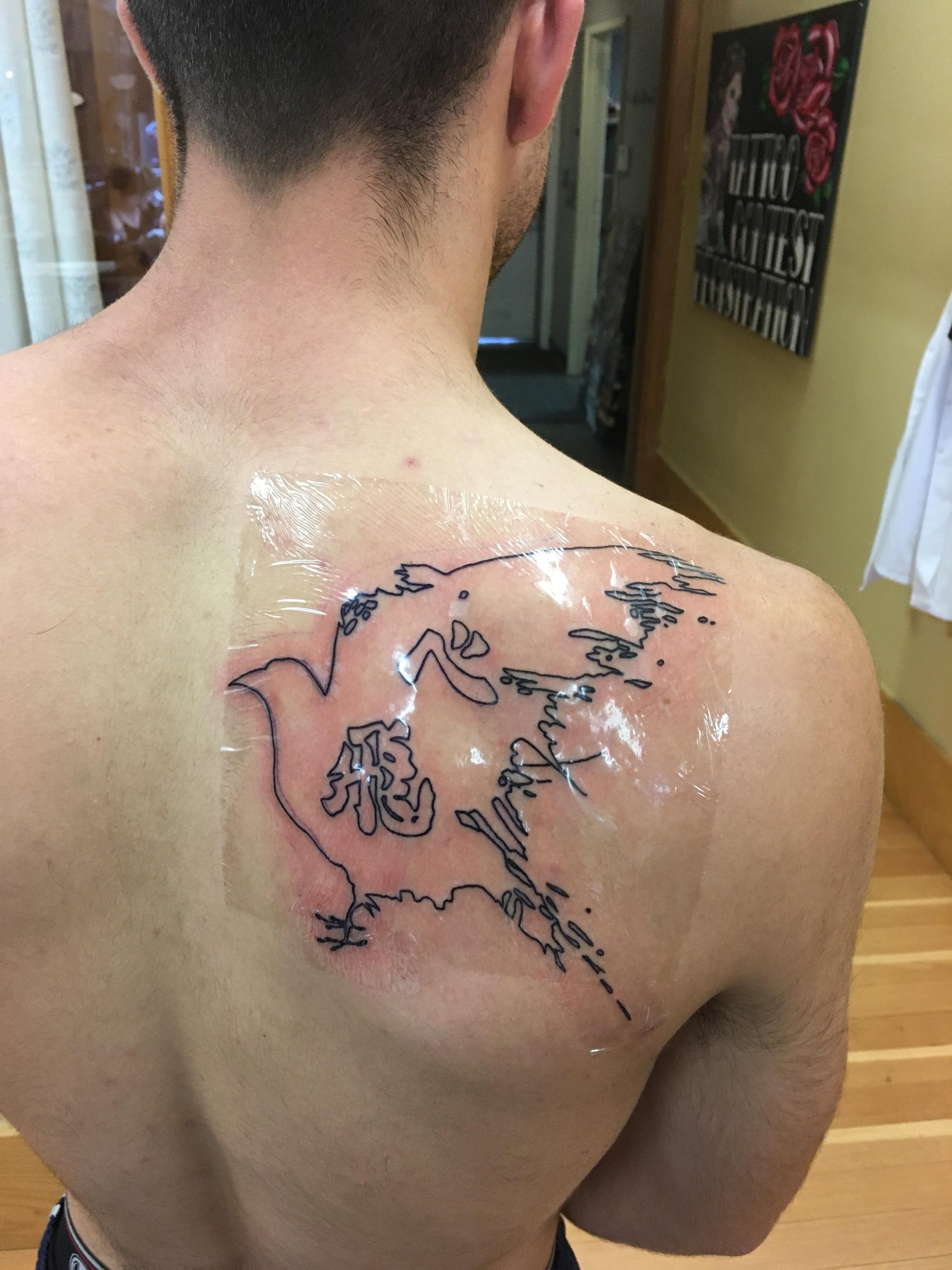 Outline of my tattoo I got a while back! Tobe! haikyuu