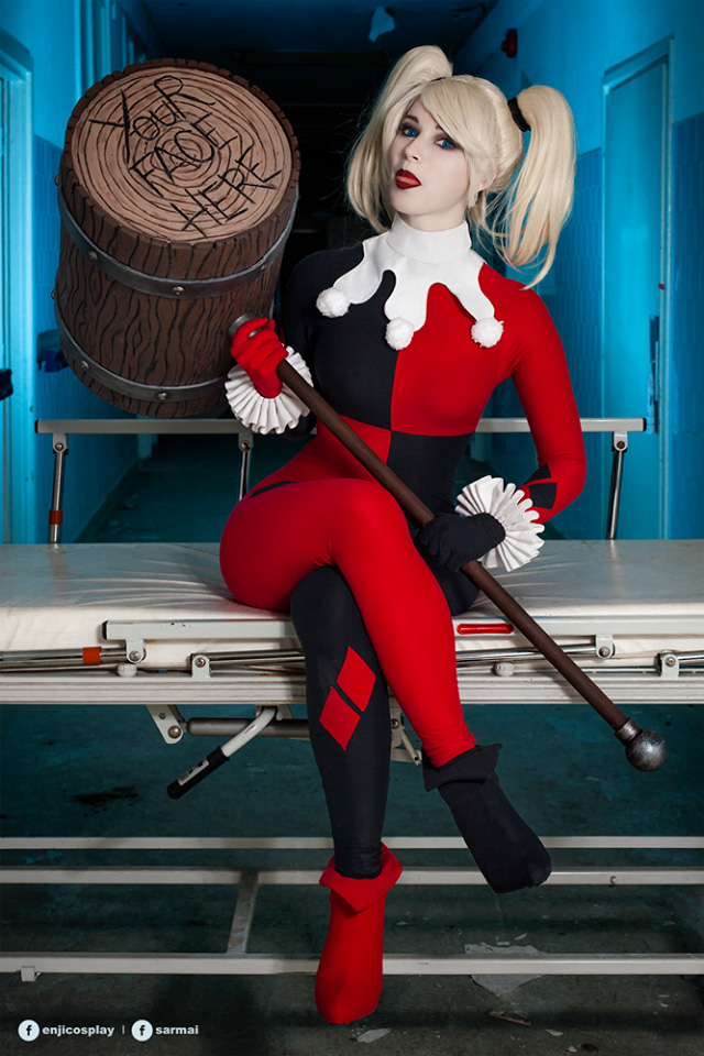 [cosplay] Classic Harley Quinn cosplay by Enji Night