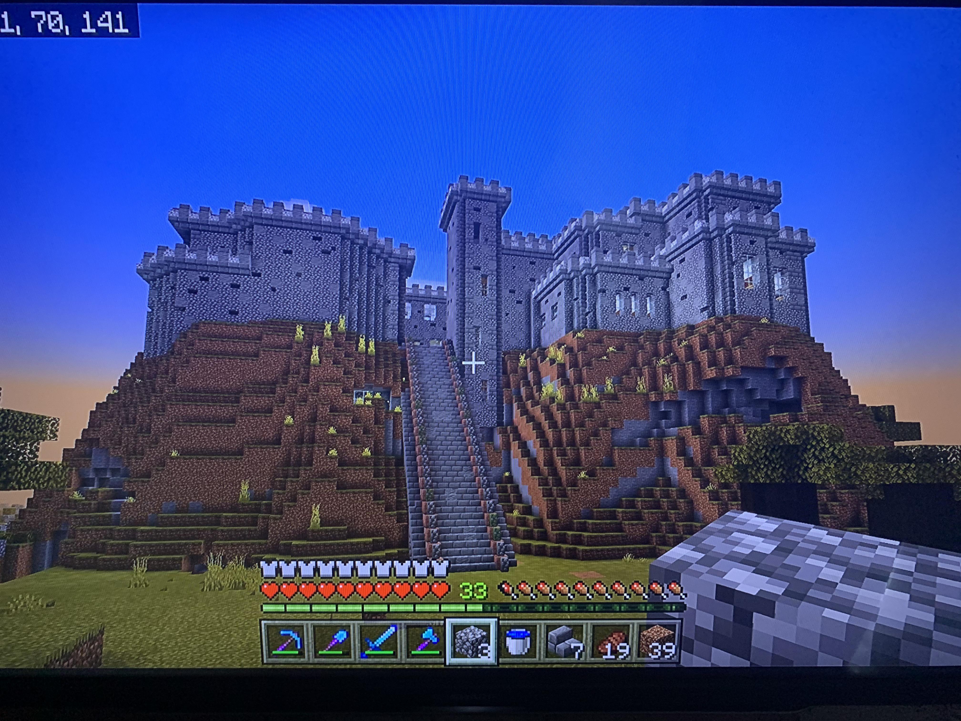 After 5 months I’ve finally finished my survival castle! r/Minecraft