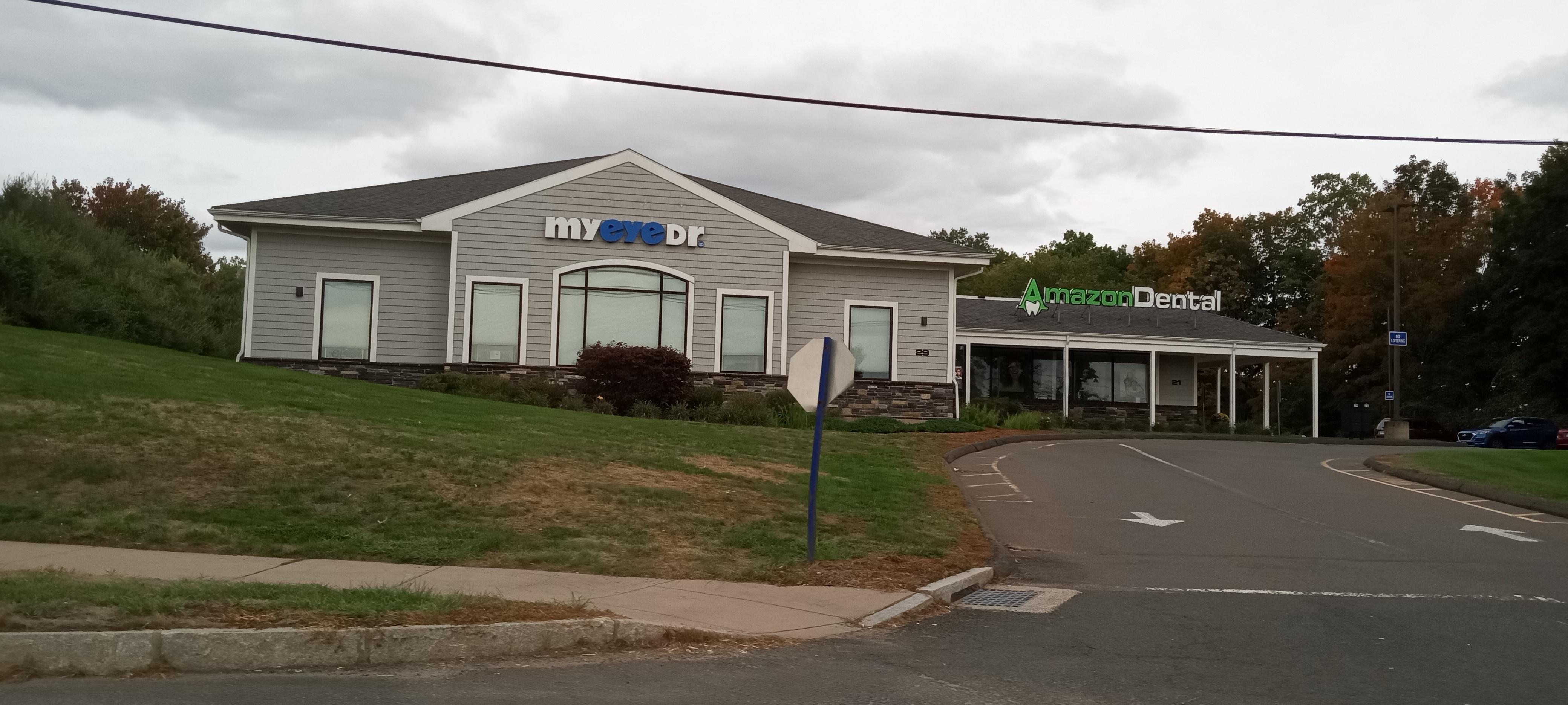 Former Burger King in Manchester CT (Buckland St. location) r/retailporn