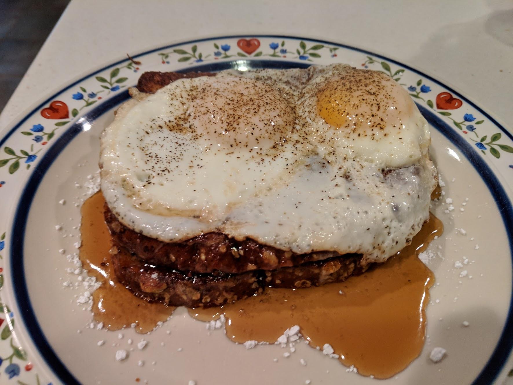 French Toast 2 Eggs Sunny Side r/PutAnEggOnIt