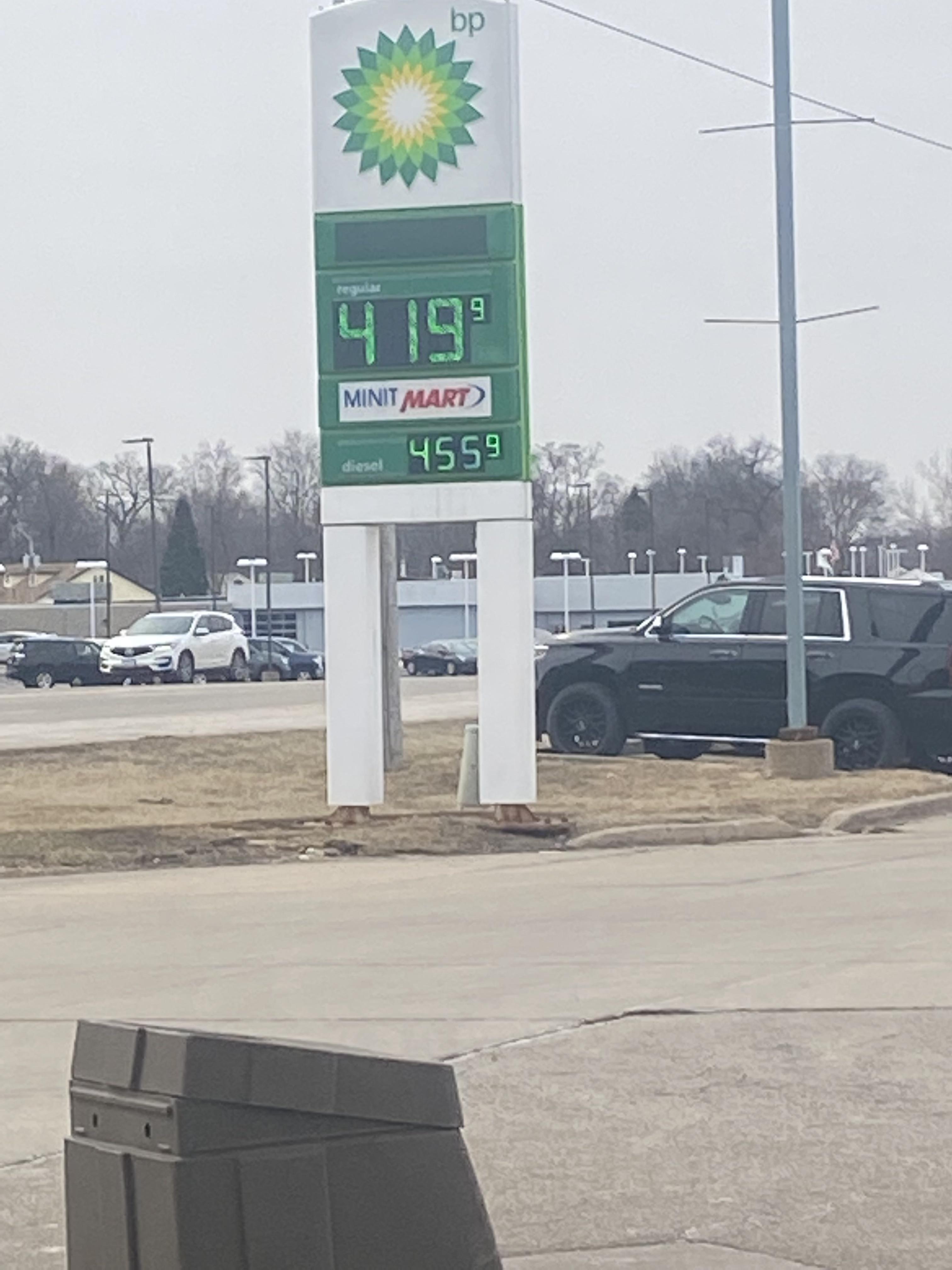 How high are the gas prices in Illinois? r/ILTrees