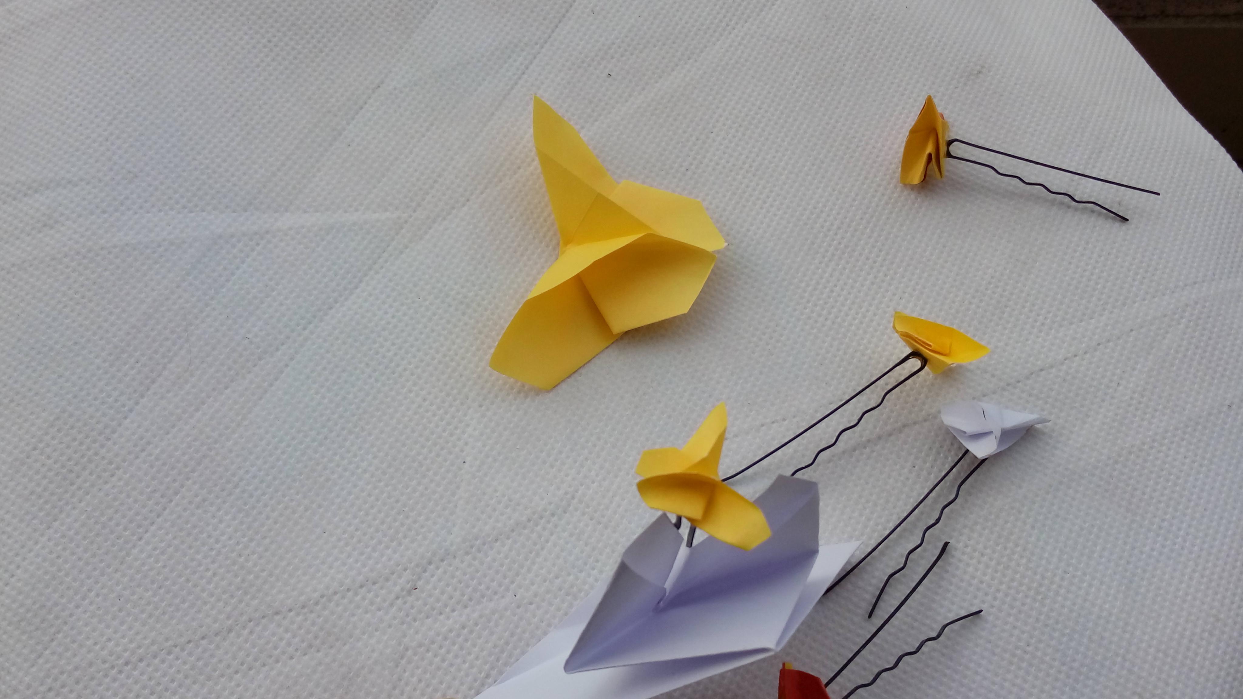 How to Make Paper Butterfly Hair Clips r/origami