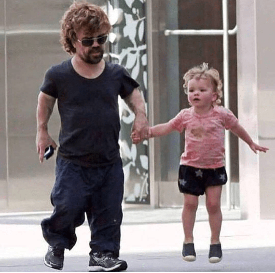 Peter Dinklage's daughter has gained the ability to float r/pics(03)