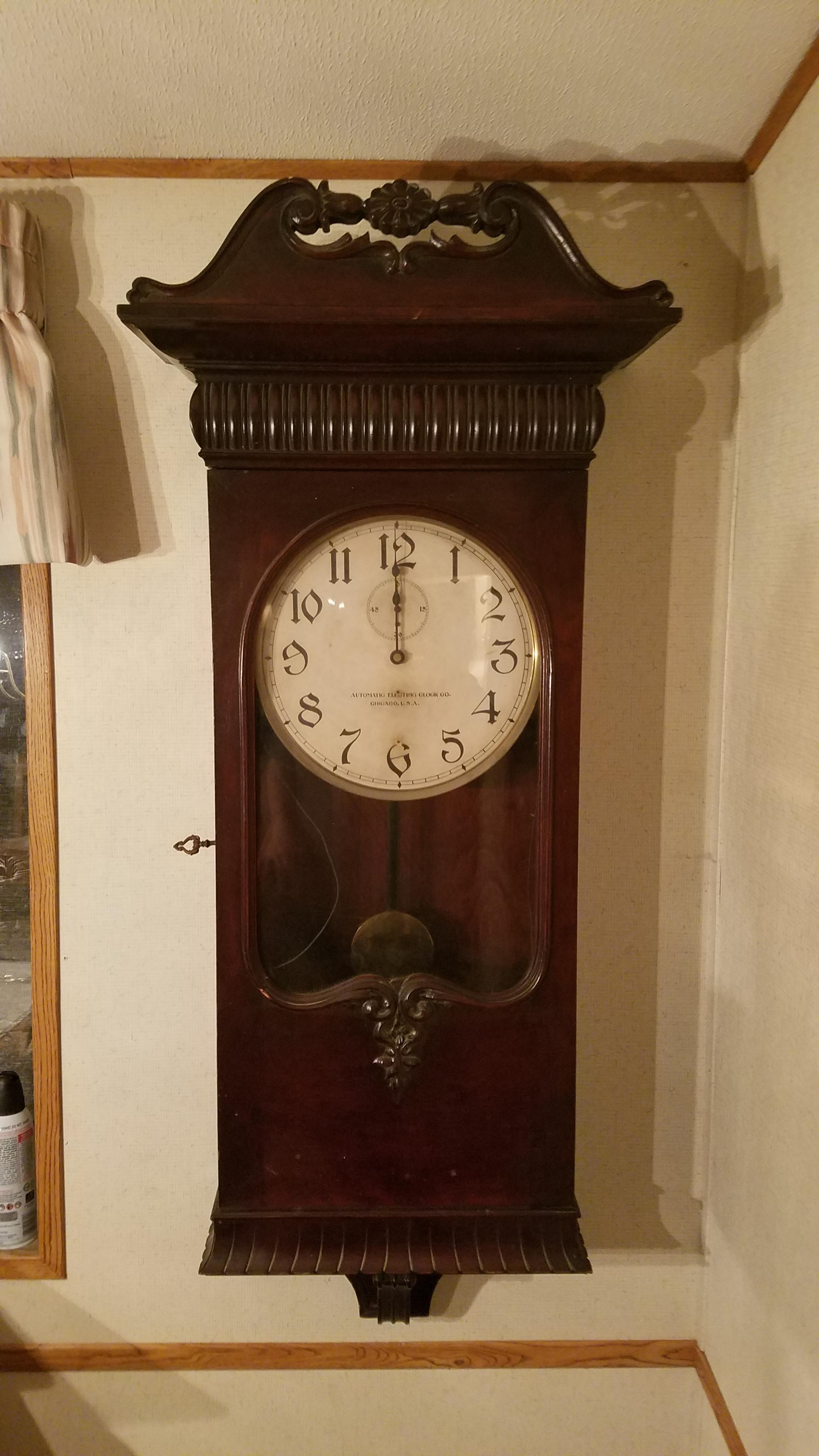 Inherited this from my grandfather, "Automatic Electric Clock Co