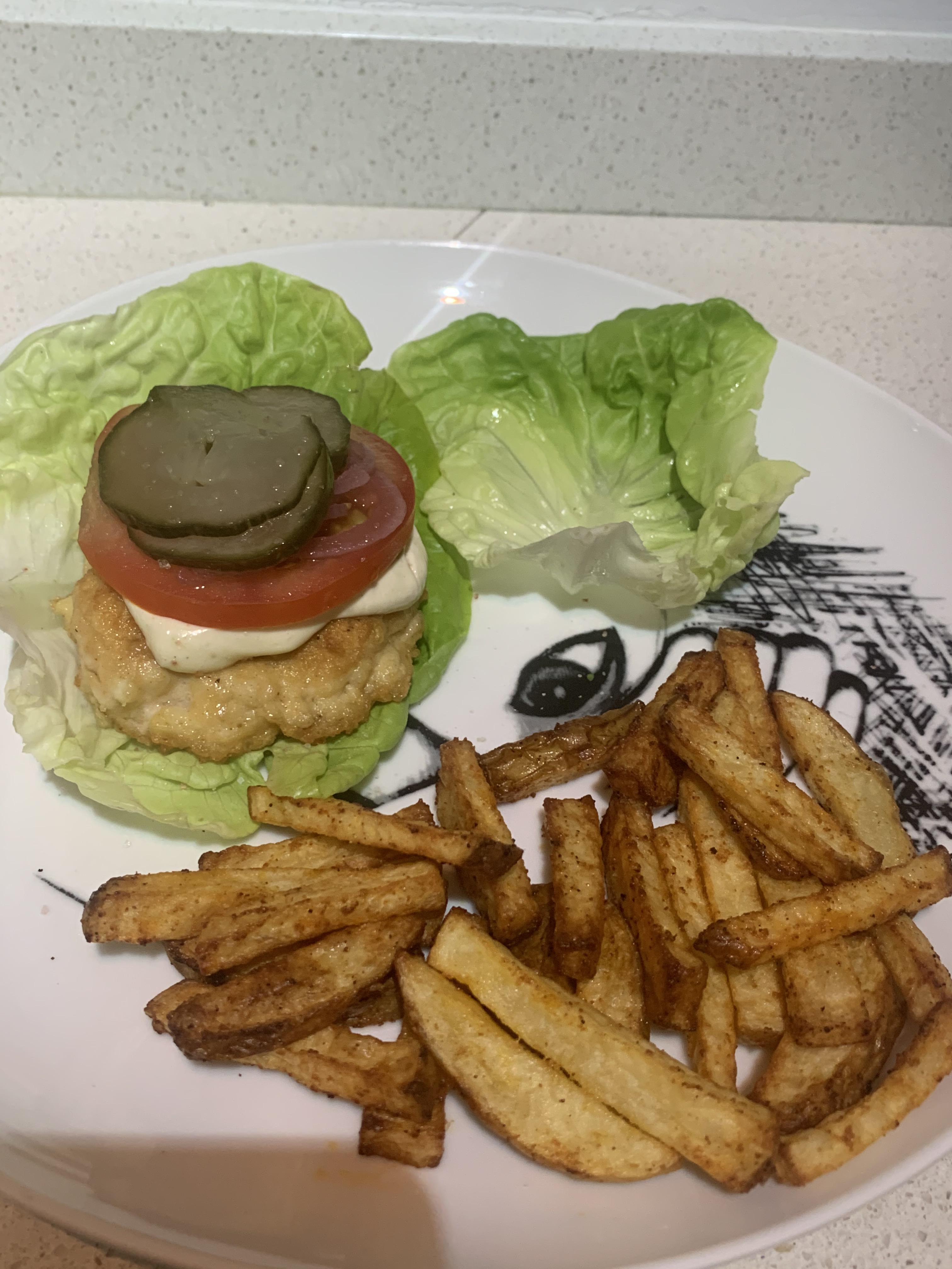 R2D20 chicken burger and air fried fries with jalapeño mayo r/whole30