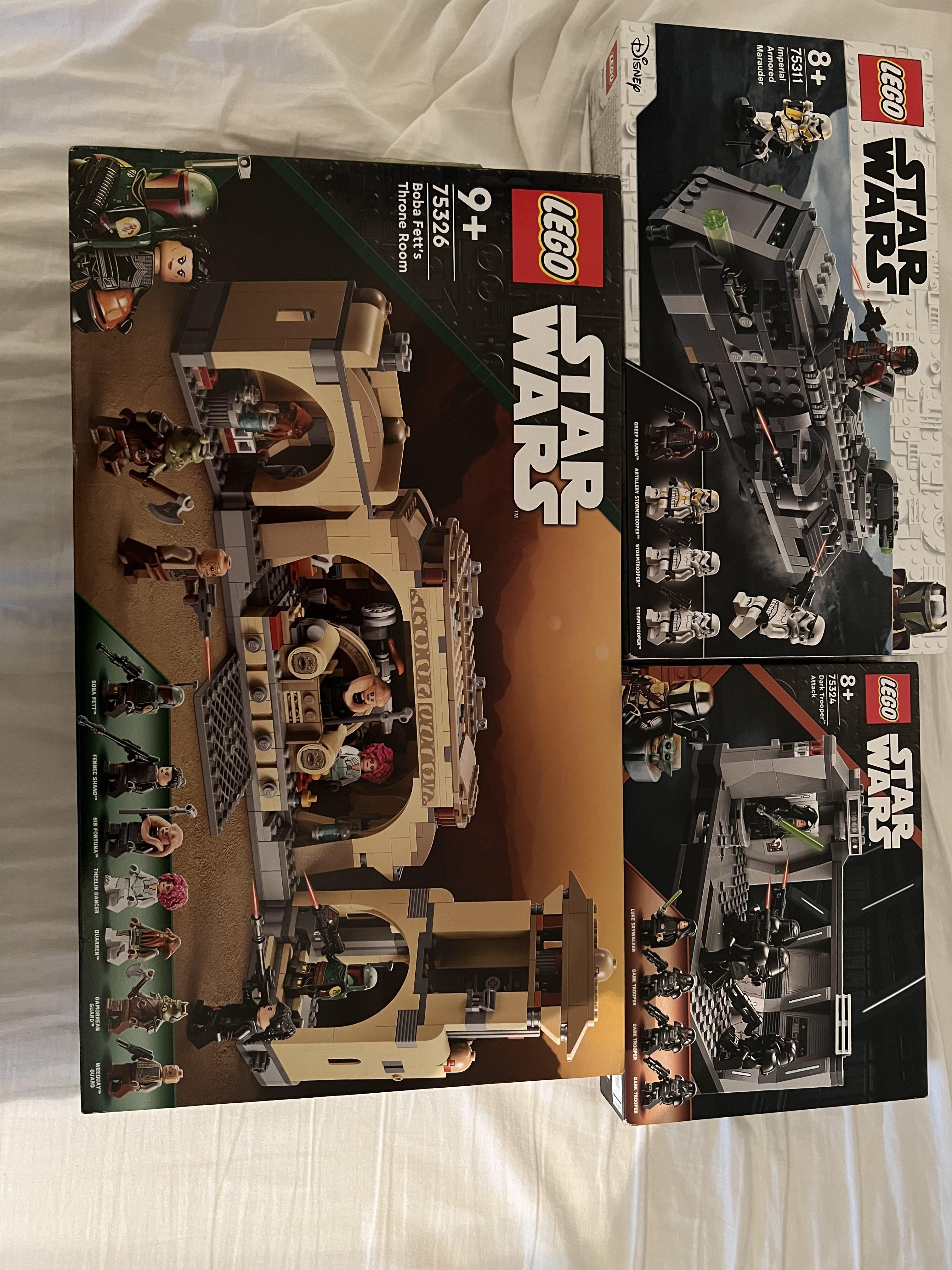 Never a bad day to get some Legos r/legostarwars
