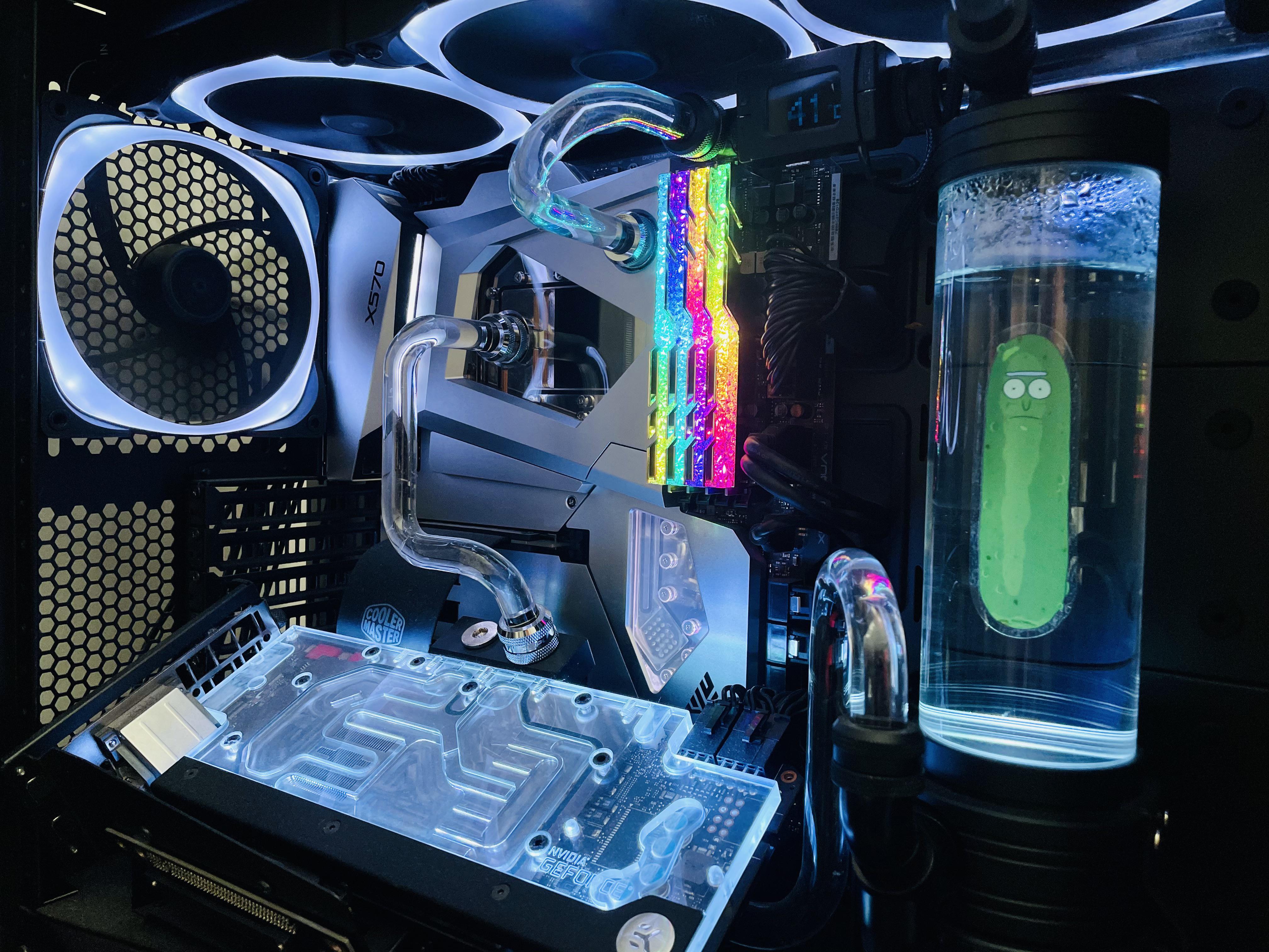 Pickle Powered gaming PC... r/pcmasterrace