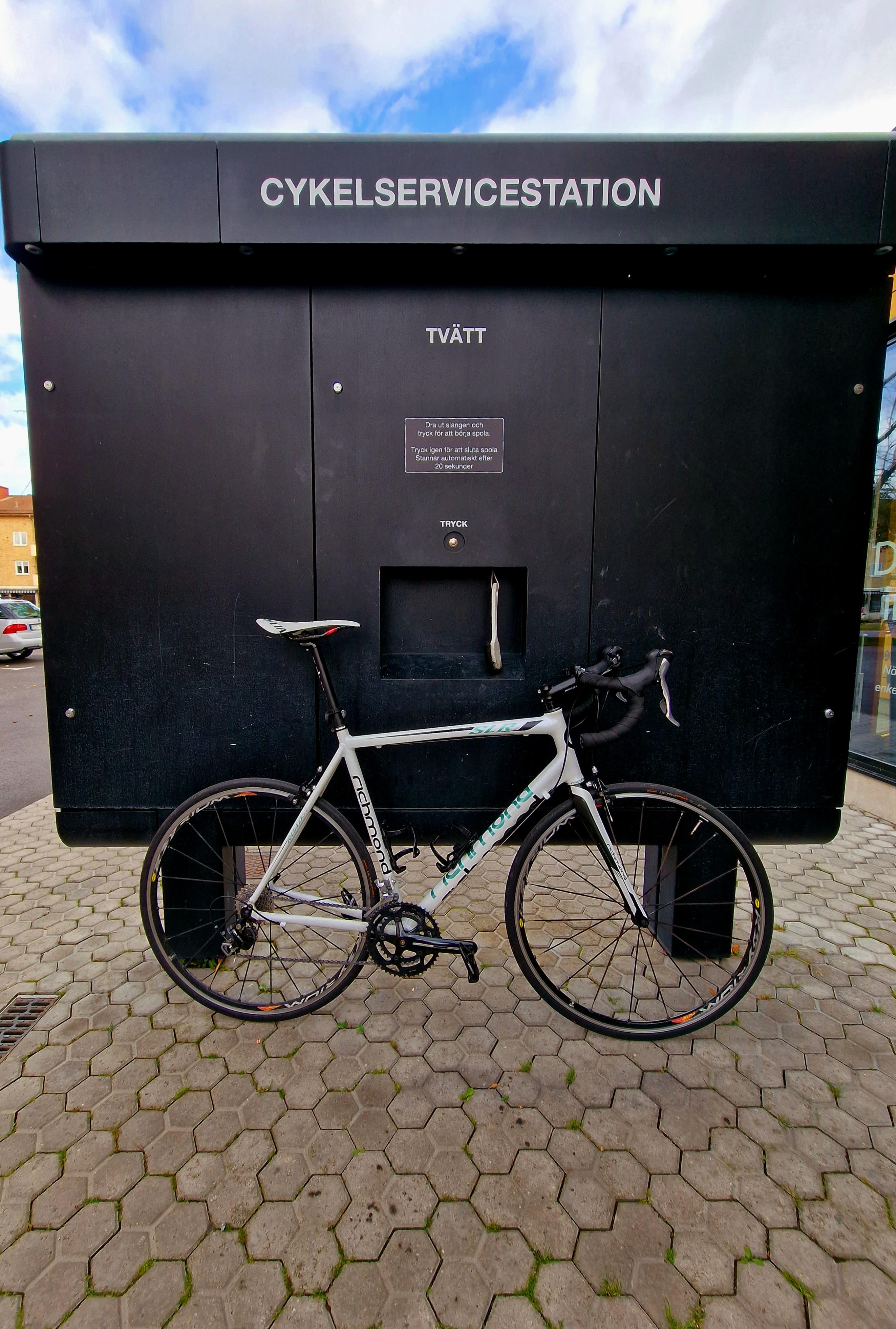 a celebration of my cheap aluminum road bike r/bicycling