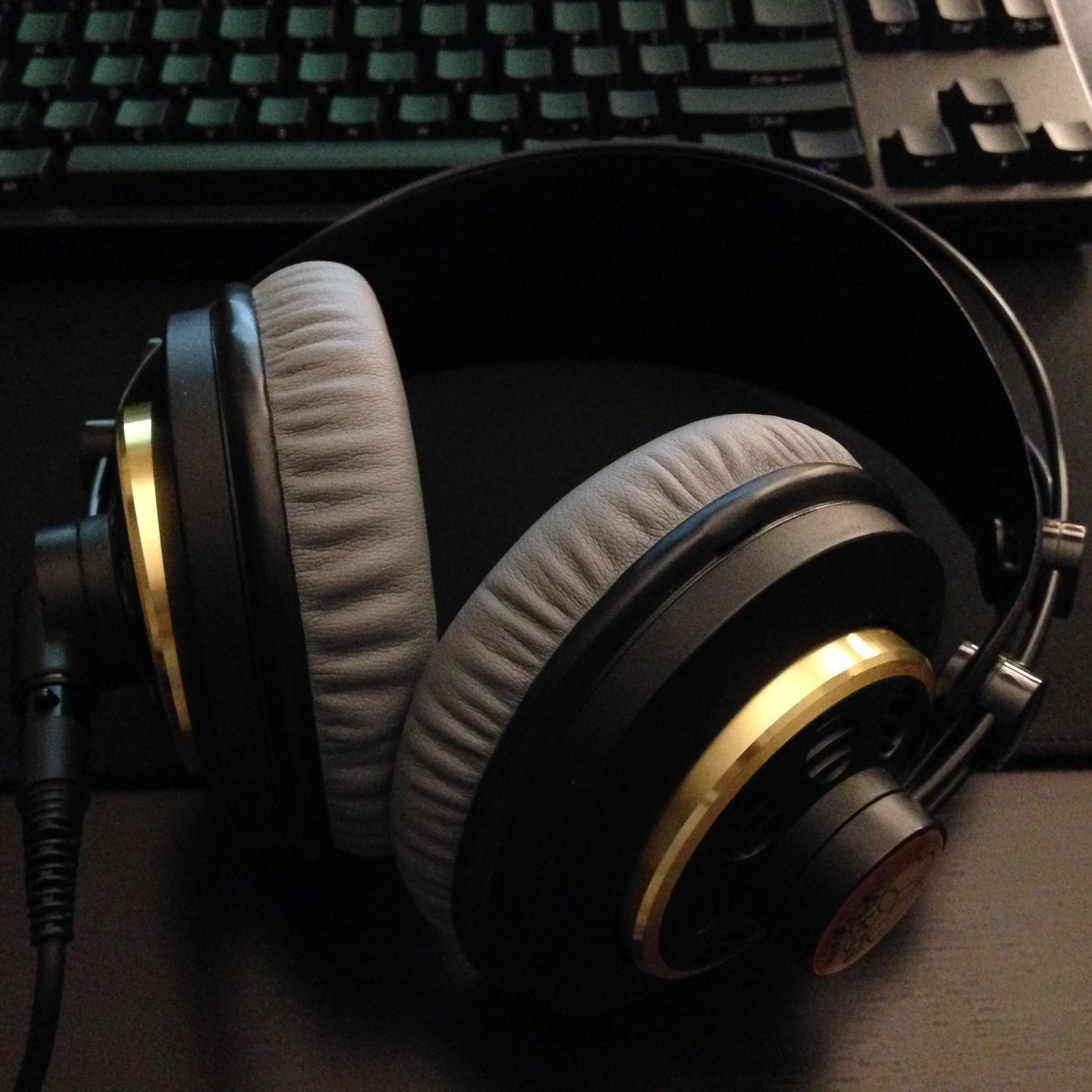 AKG K240 Studios with Beyerdynamic CONE Pads (Grey "Leatherette) r