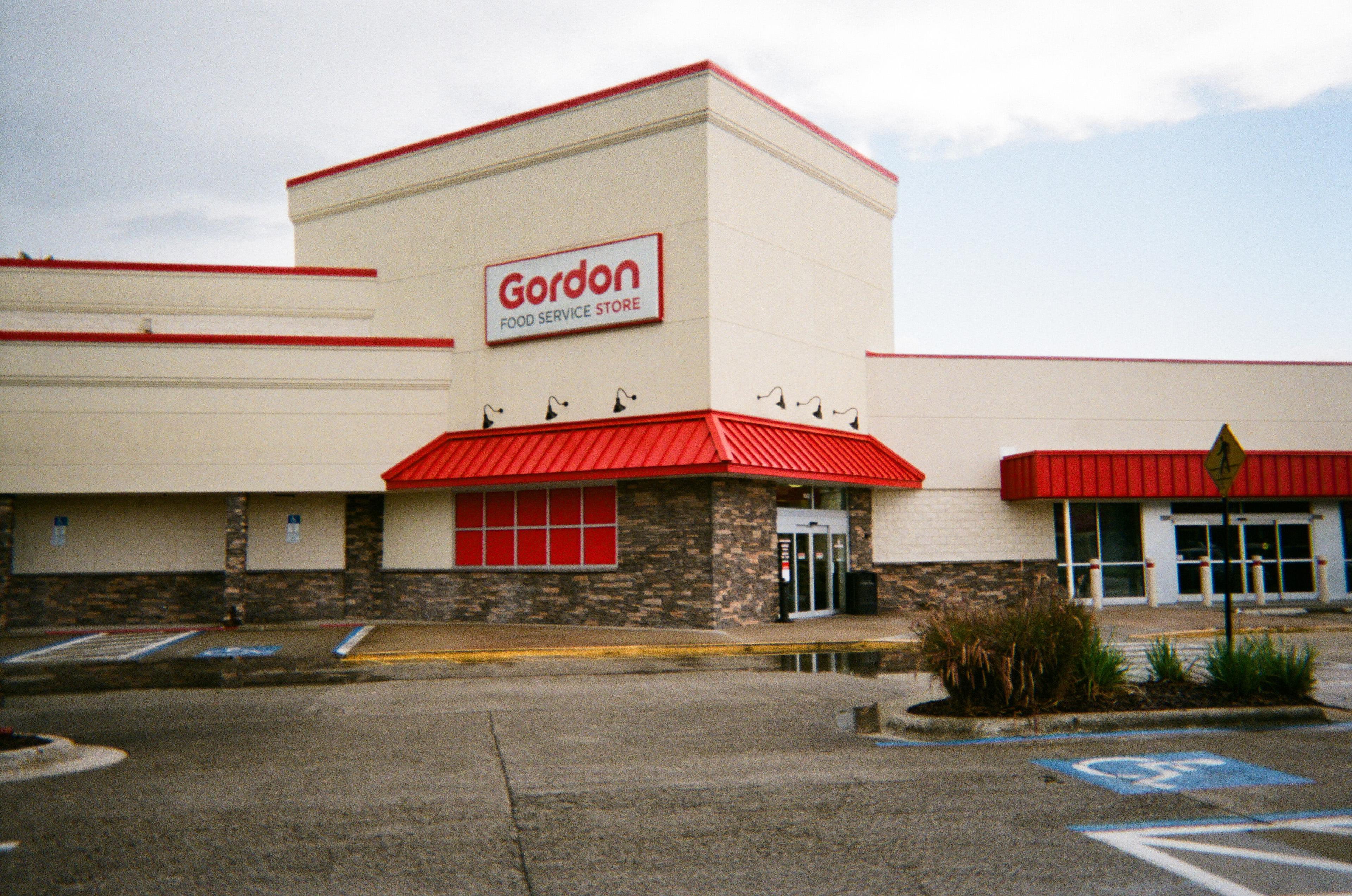 Gordon Food Services in a Circuit City; Altamonte Springs, FL r