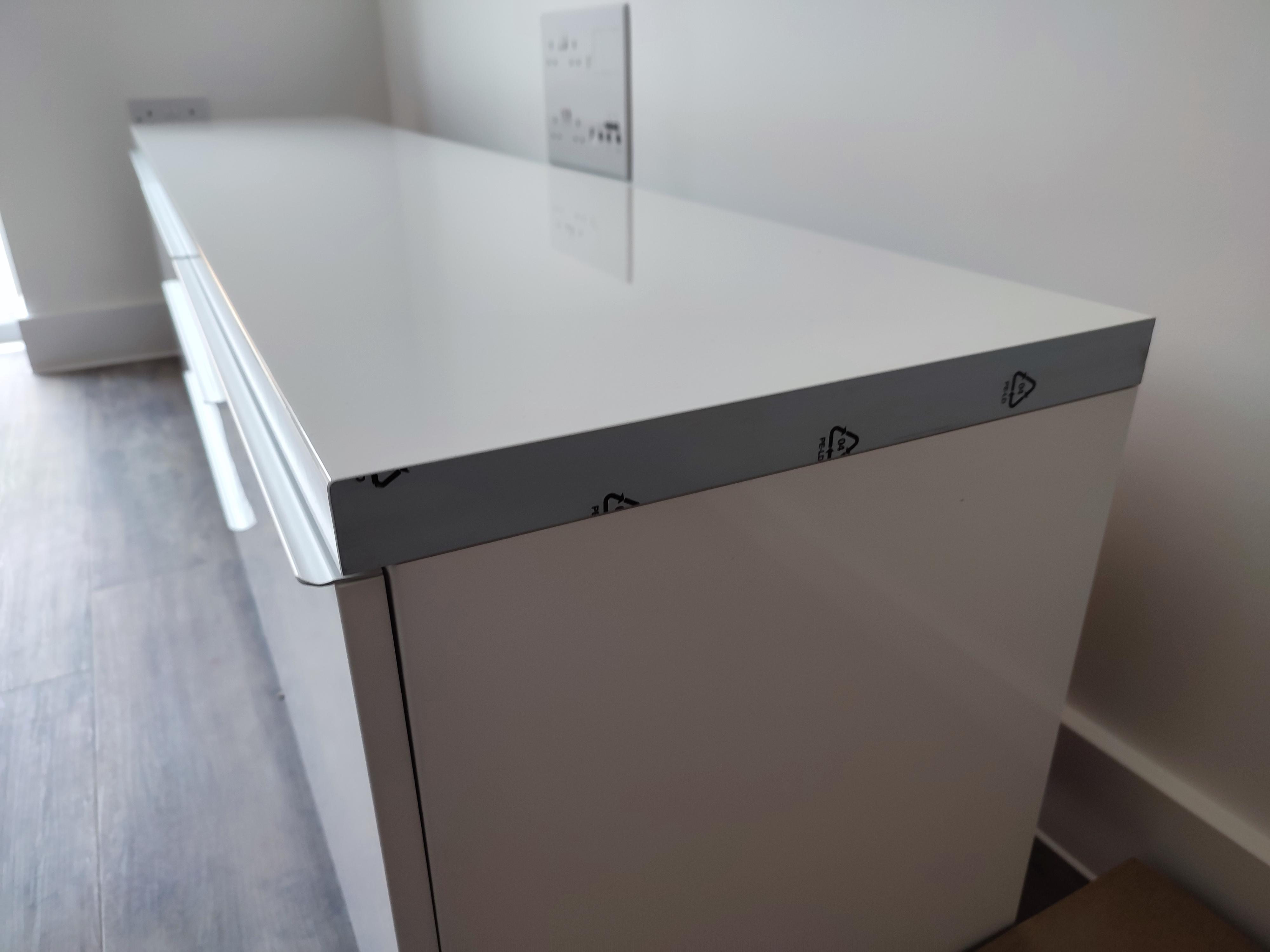 Should these peel off? My folks sent me this pic of their finished