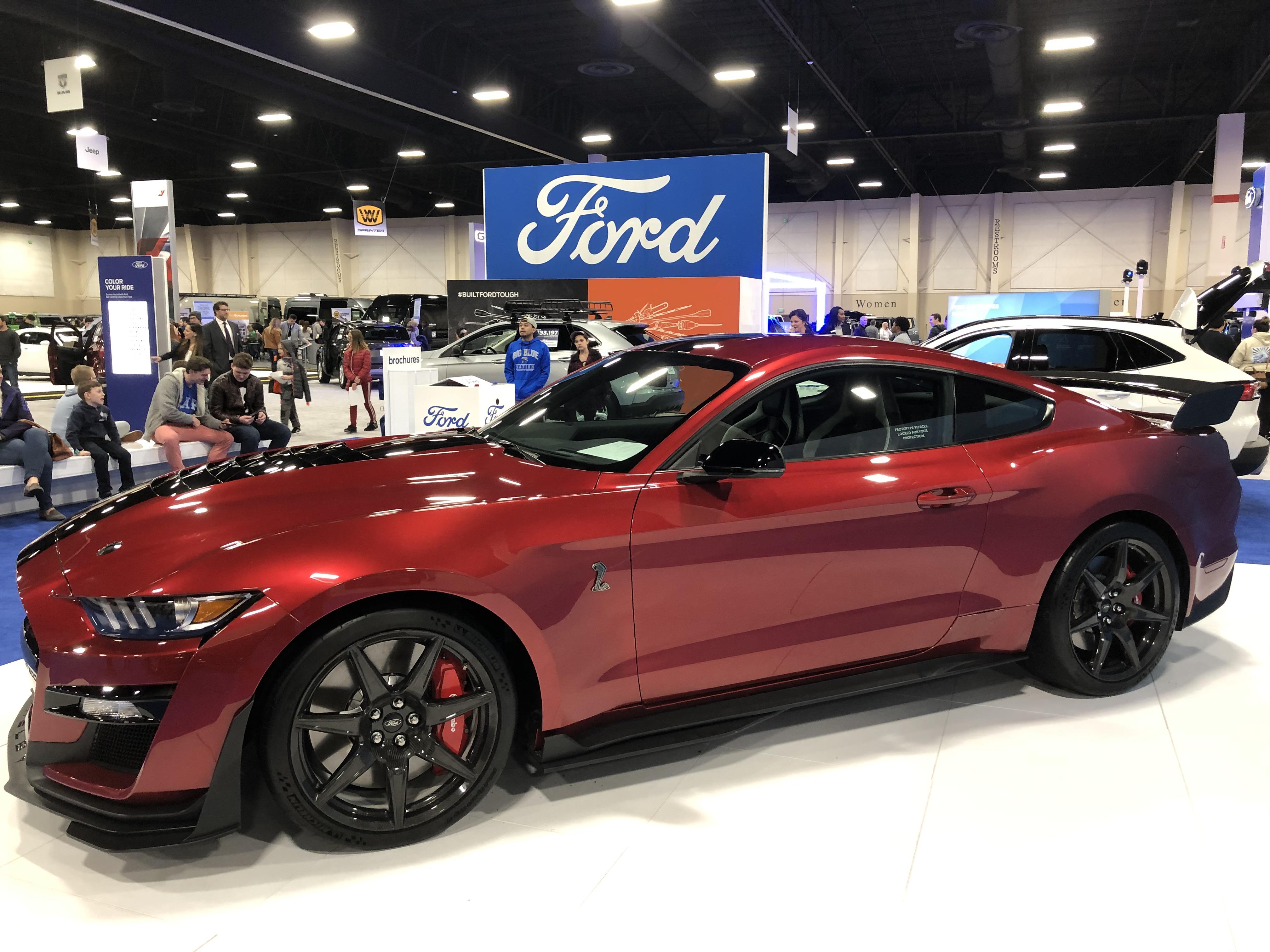 Snapped this GT500 yesterday at the Utah “auto show”... Mustang