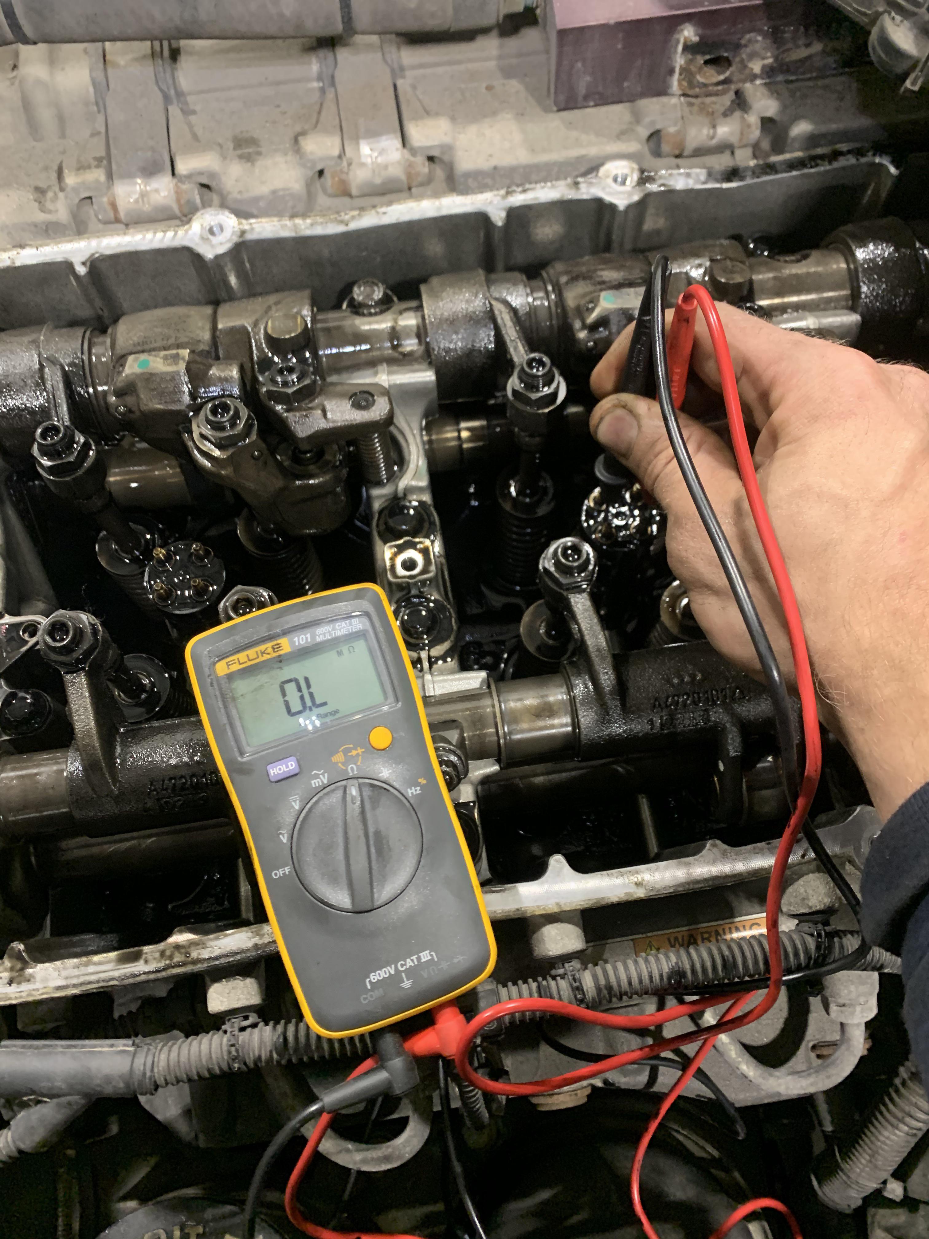 Dead fuel injector (open amplifier circuit) Detroit DD15 r/Diesel