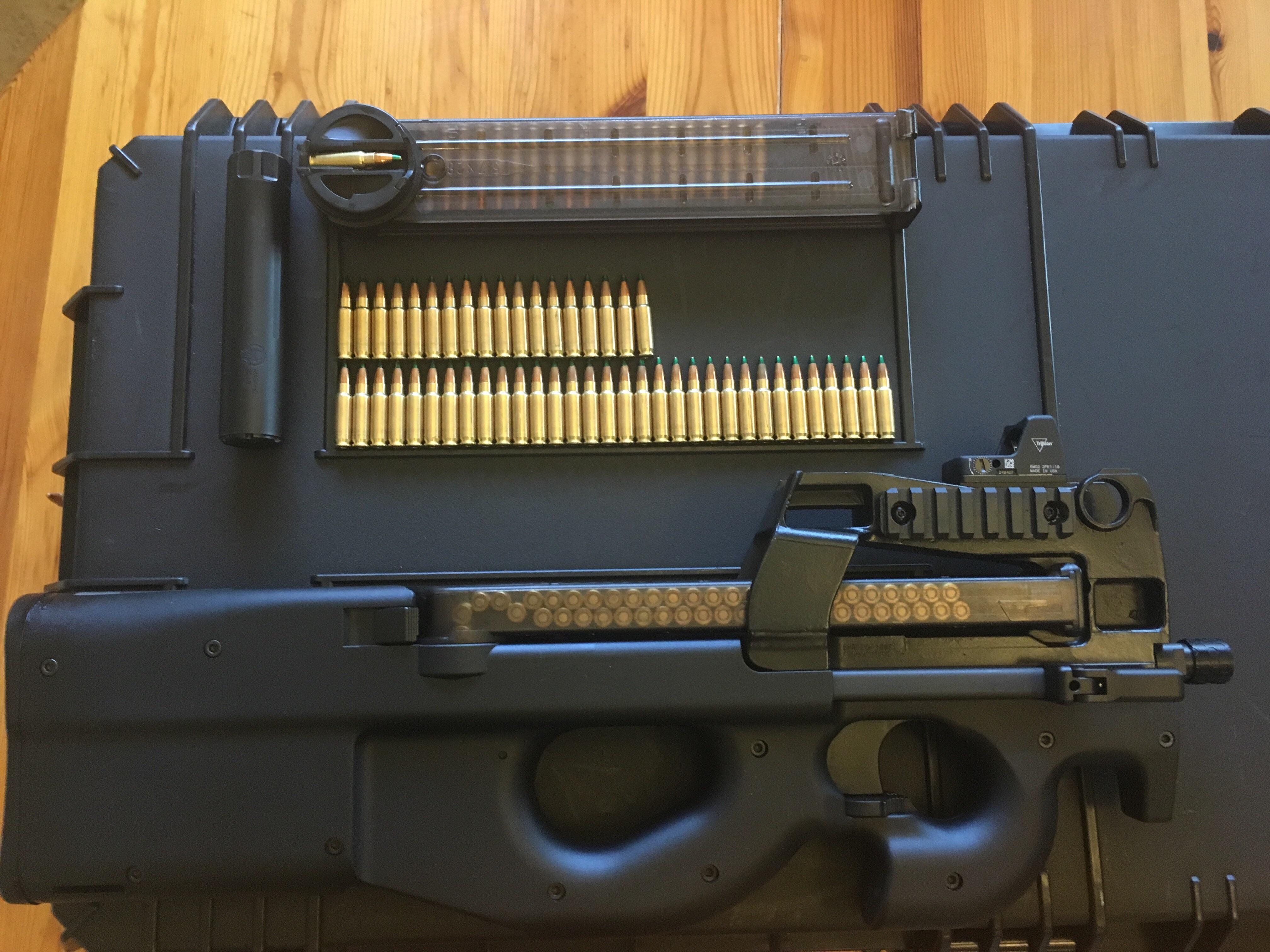 50 + 1 the impressive magazine capacity of the FN P90. r/GunPorn
