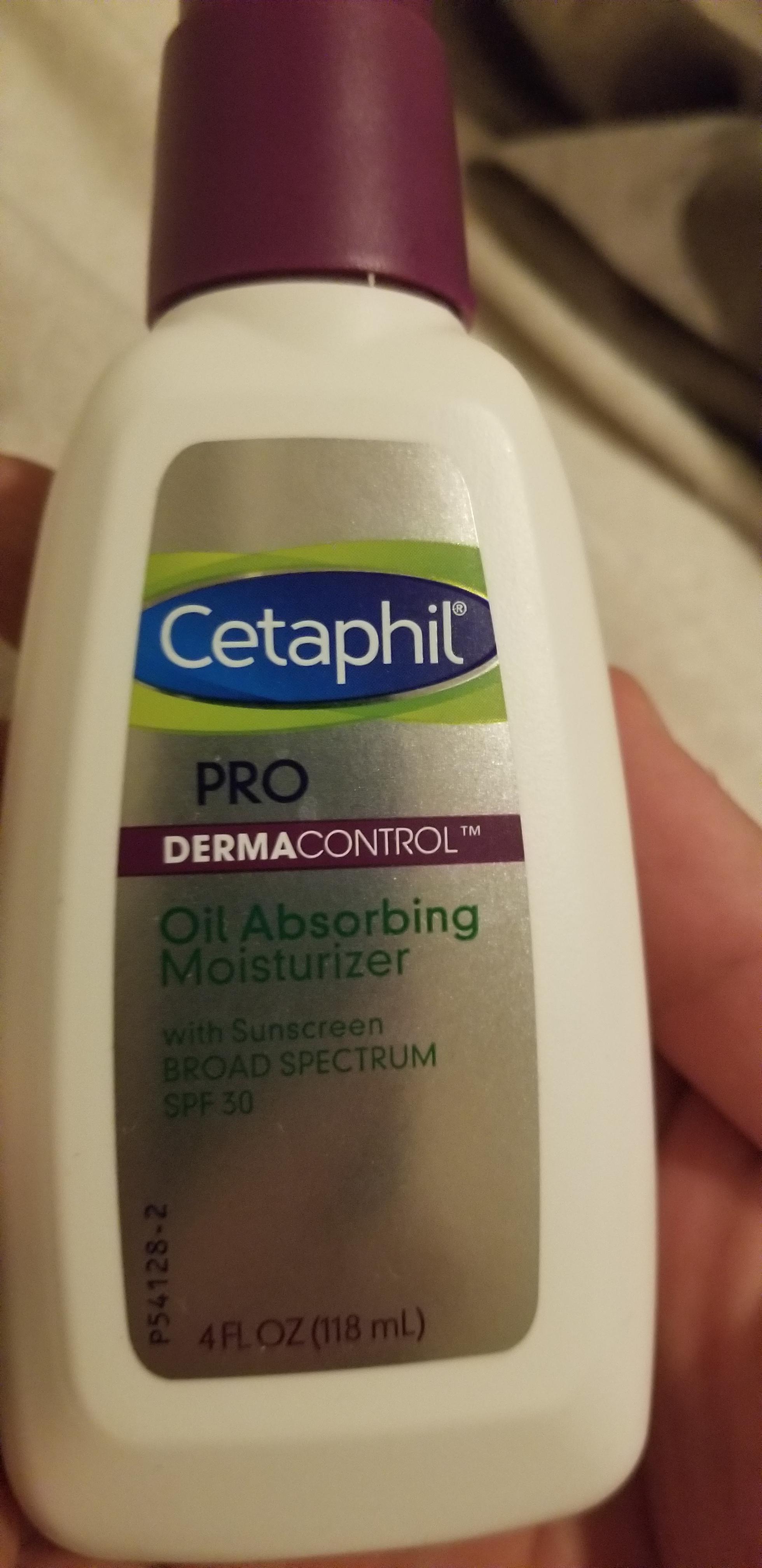 Anyone know if this a good moisturizer to use with epiduo forte? r