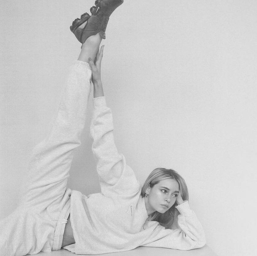 Larissa Schot : LarissaSchot