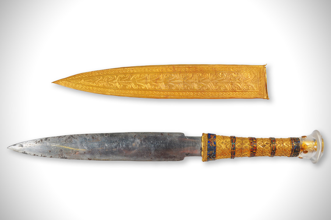 King Tutankhamun's Dagger, made of meteoric iron. 1400 BC, Valley of