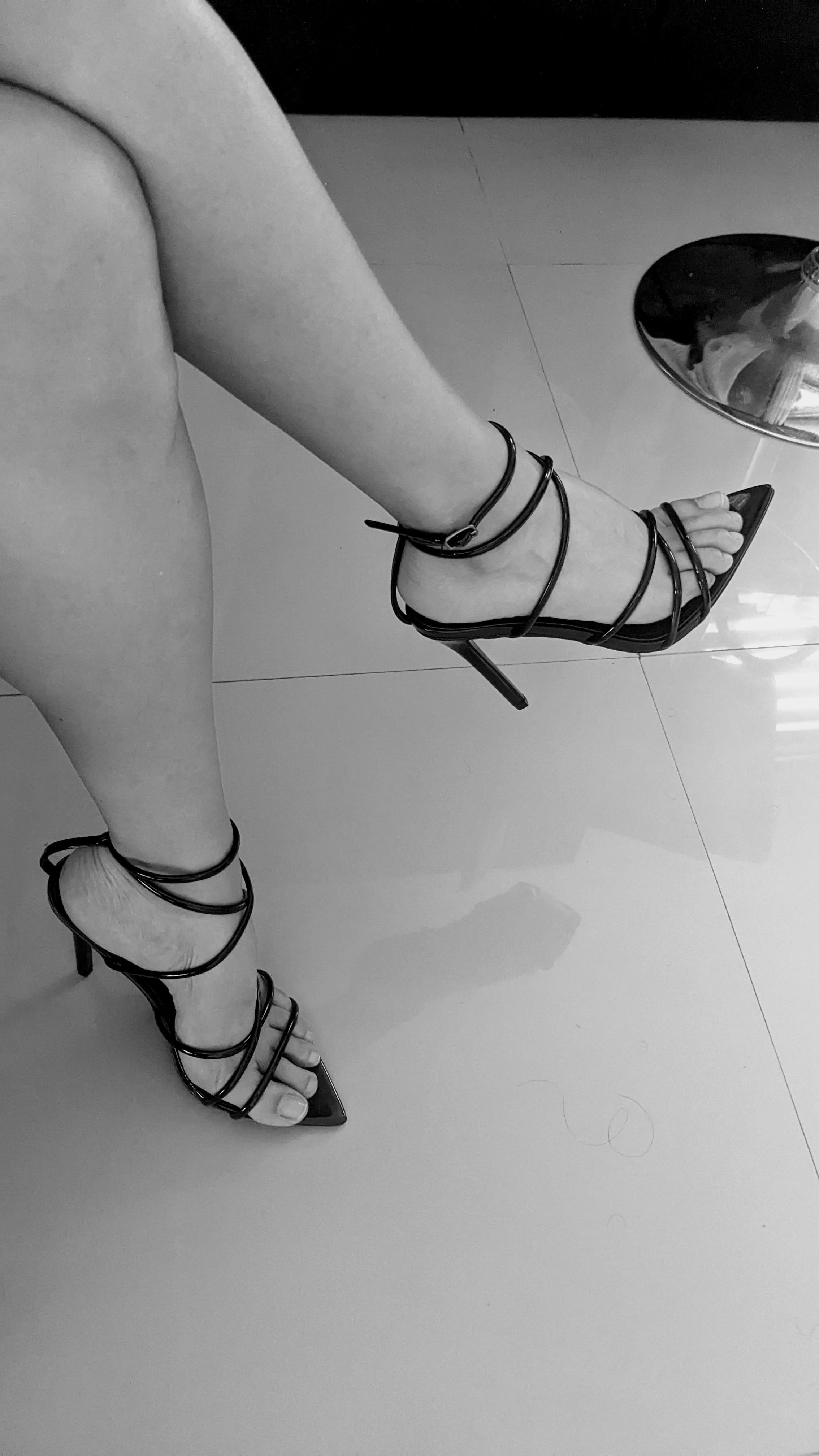 Wife in heels : heels