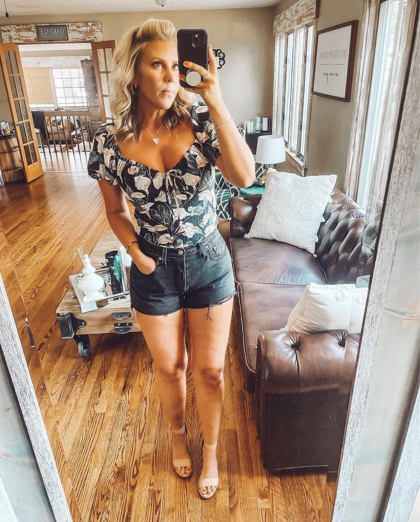 Erin Colton News12 Long Island r/CurvyNewsWomen