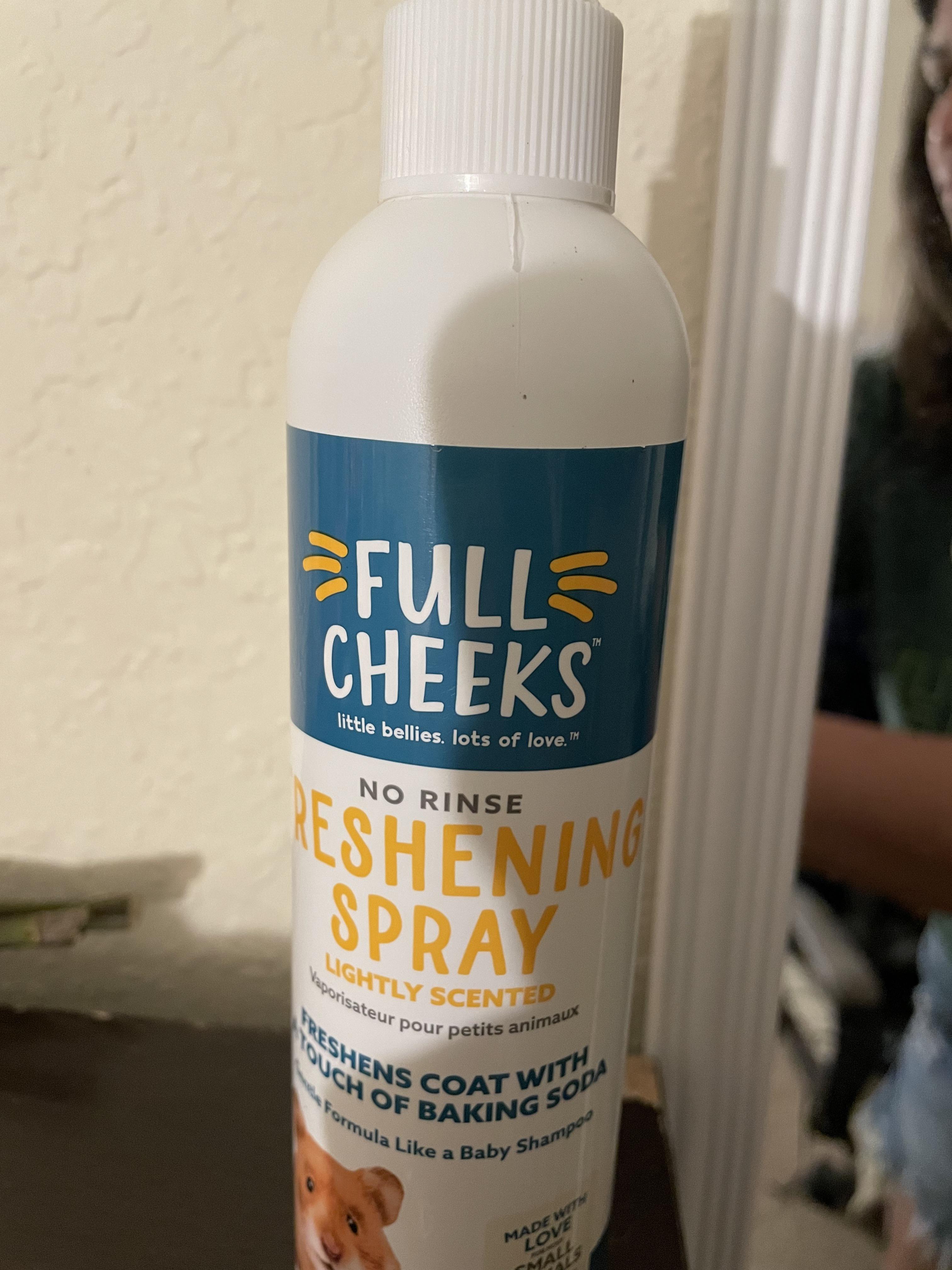 Is it safe to use this spray to clean hamsters coat? r/hamstercare