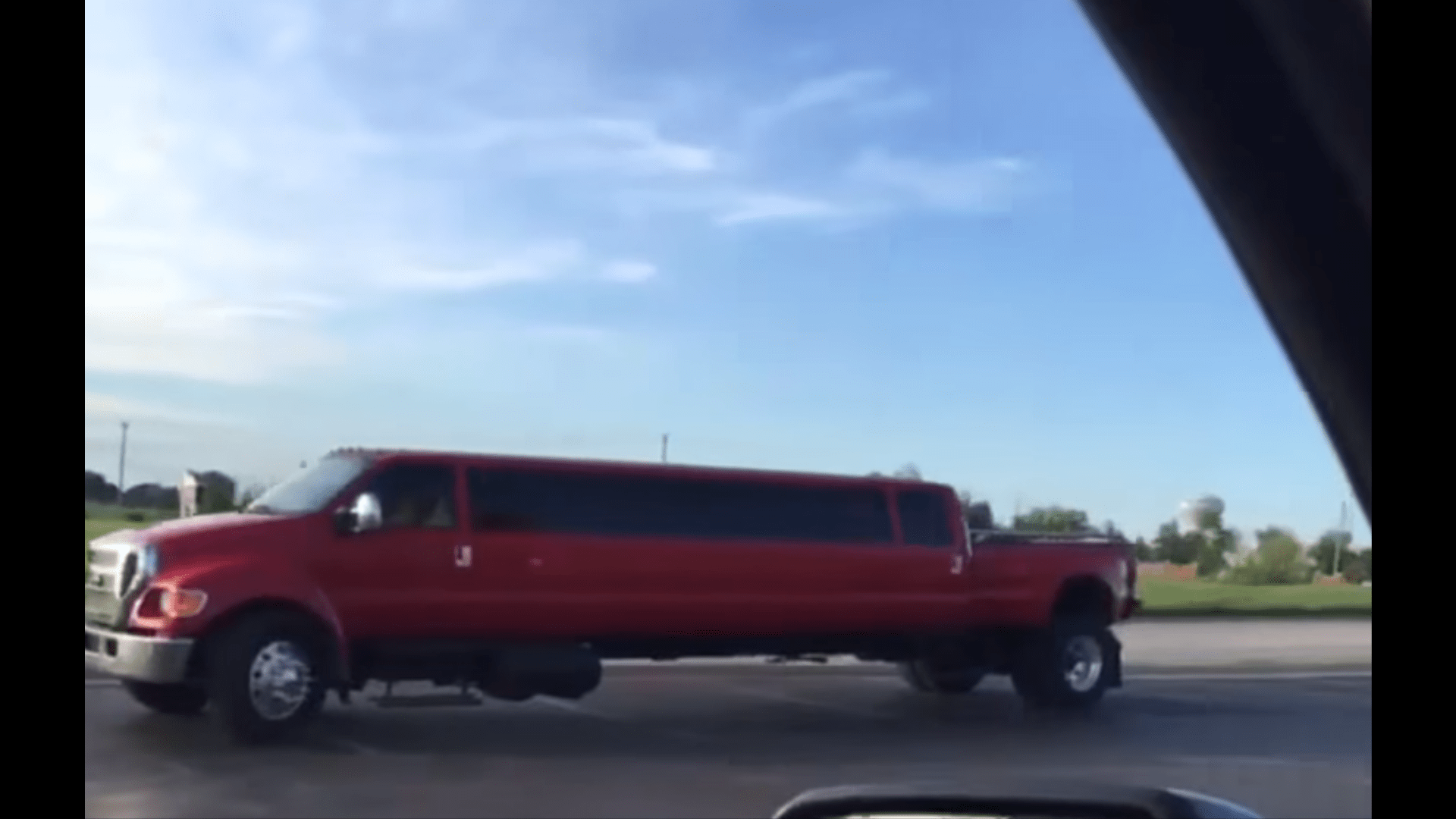 A hillbilly with a truck and some spare parts r/Shitty_Car_Mods