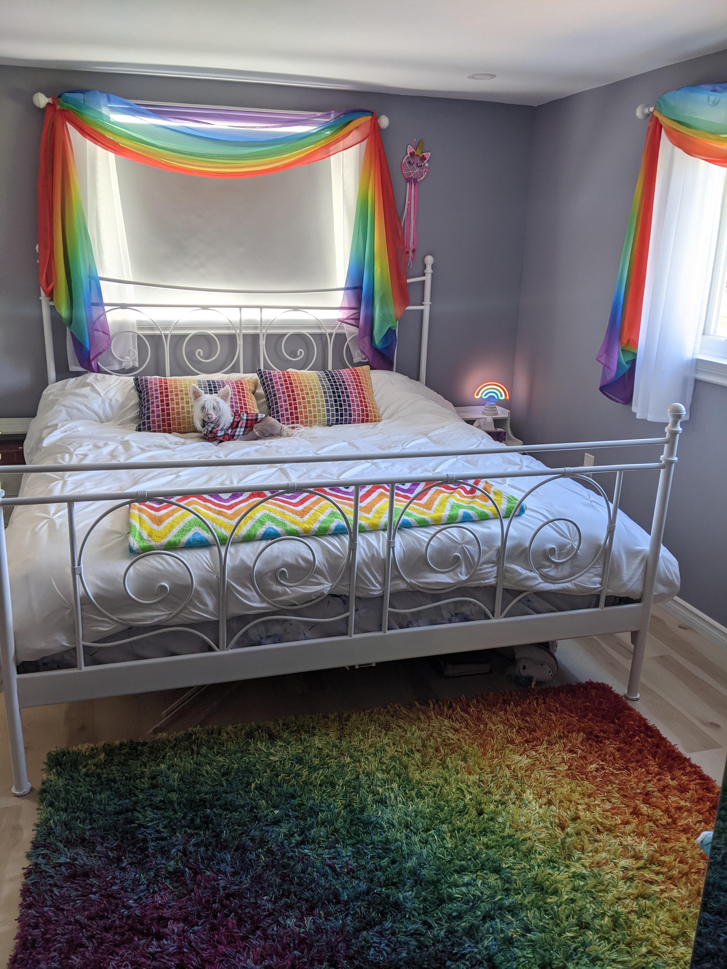 My adult(ish) rainbow themed bedroom r/RainbowEverything