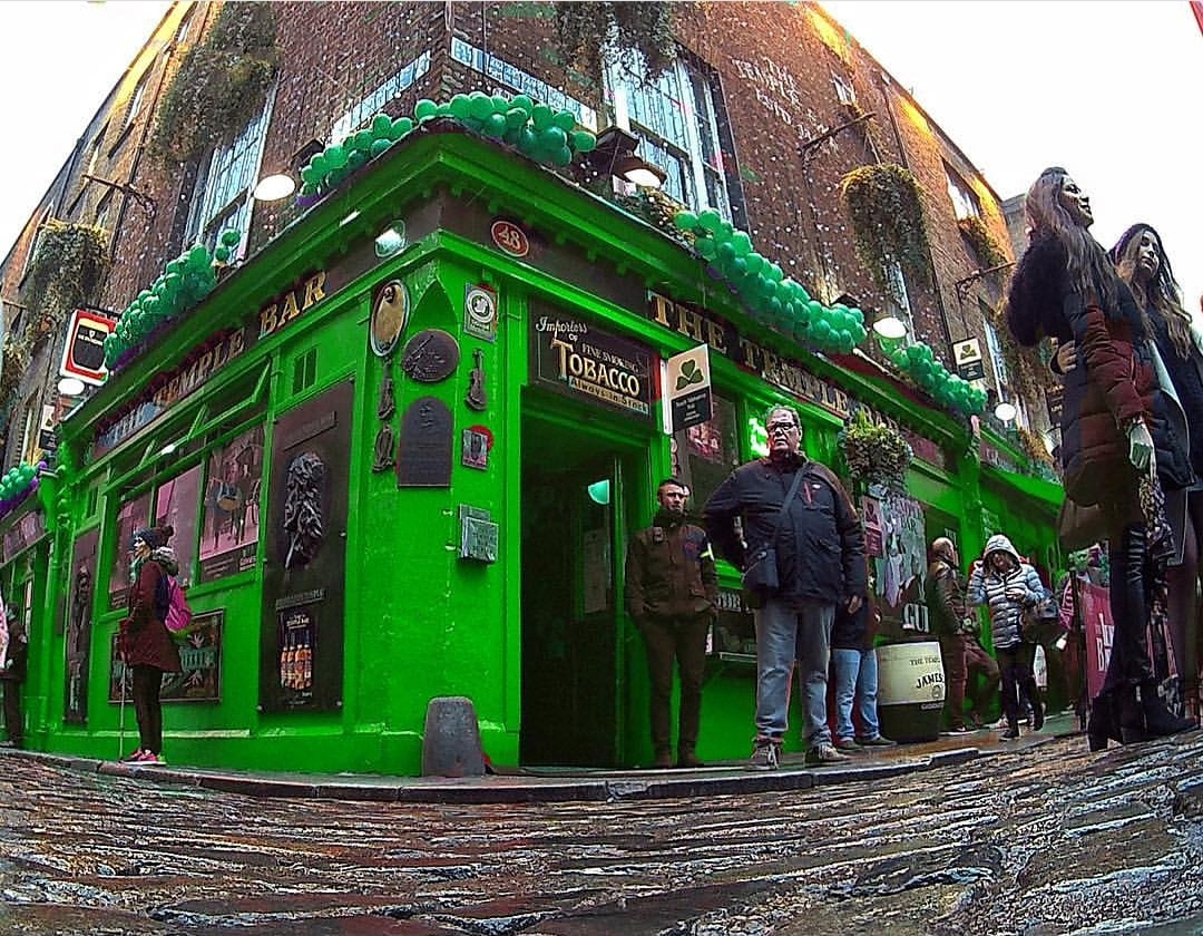 Temple Bar Dublin Happy Patrick's Day Ireland ! r/ireland