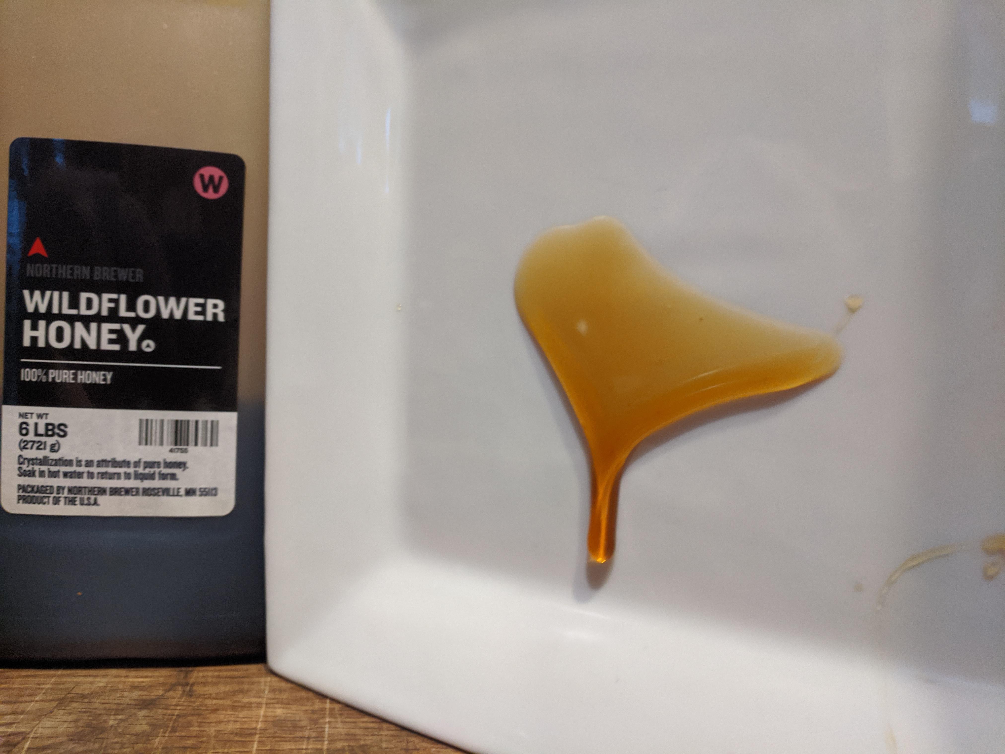 Is this honey legit...? Tastes like molasses. r/mead