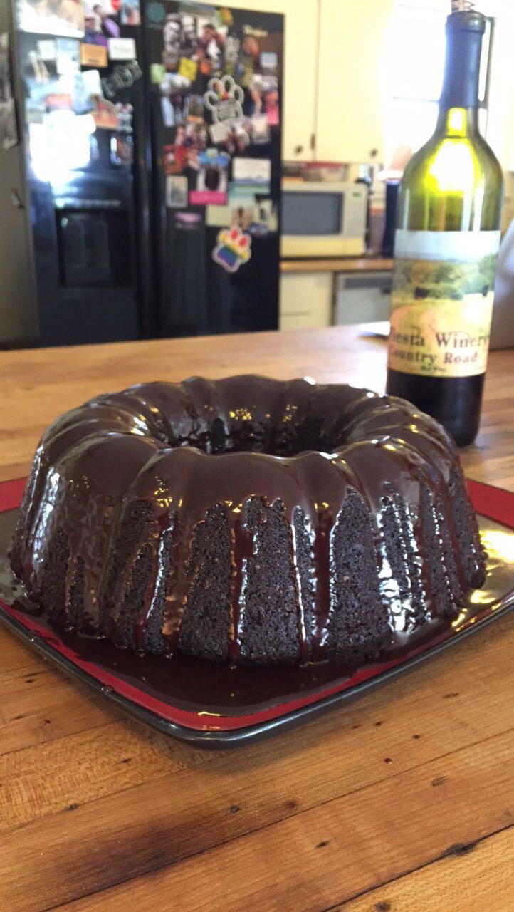 [homemade] Dark chocolate cake with a red wine chocolate glaze r/food