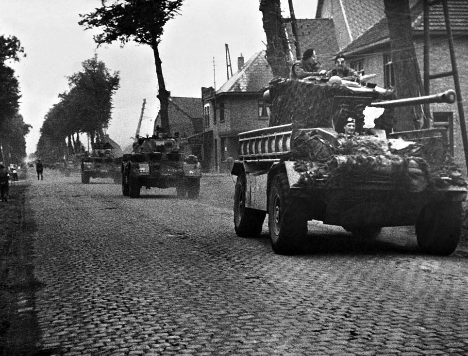 Reconnaissance vehicles of the British Guards Armoured Division in
