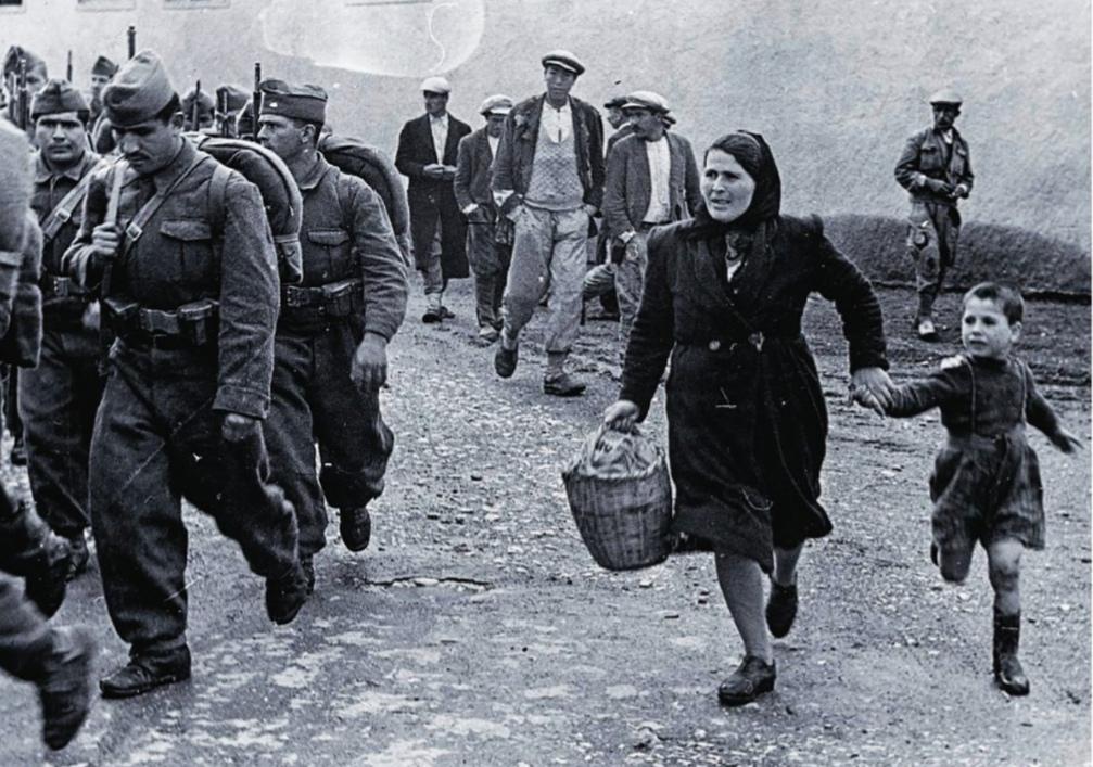 Turkish soldiers going to Korea İzmir/Turkey 1950 TarihiSeyler