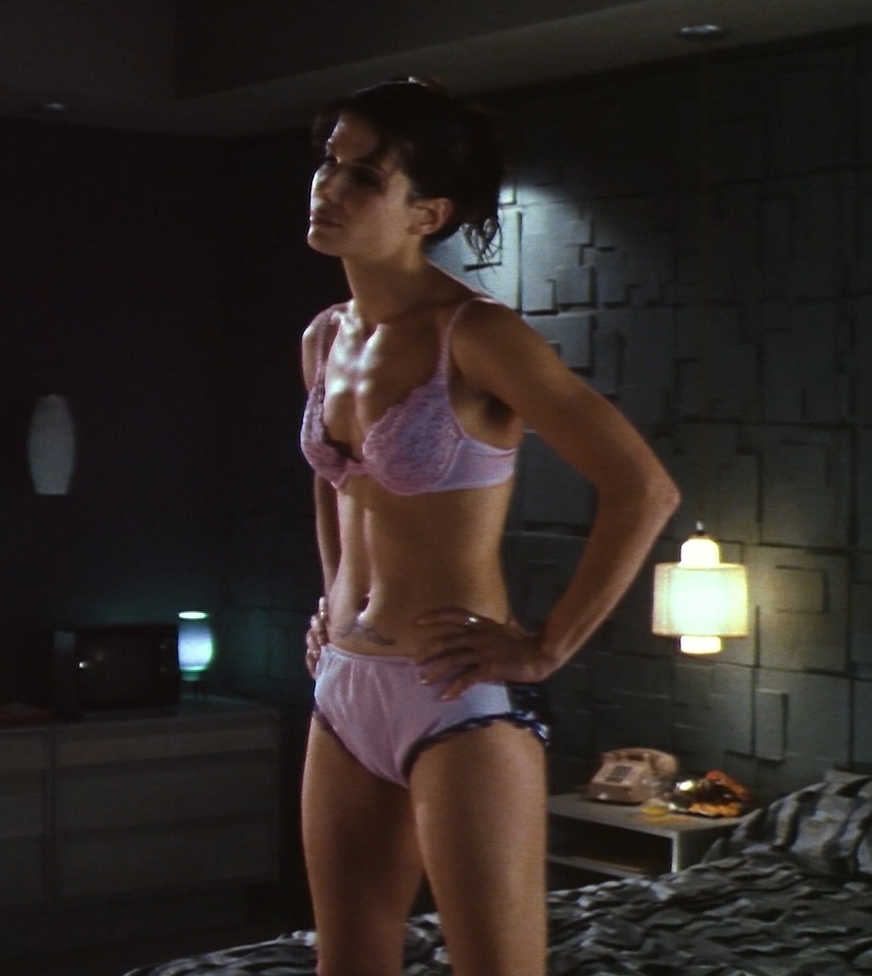 Sandra Bullock in Forces of Nature : CelebrityBelly