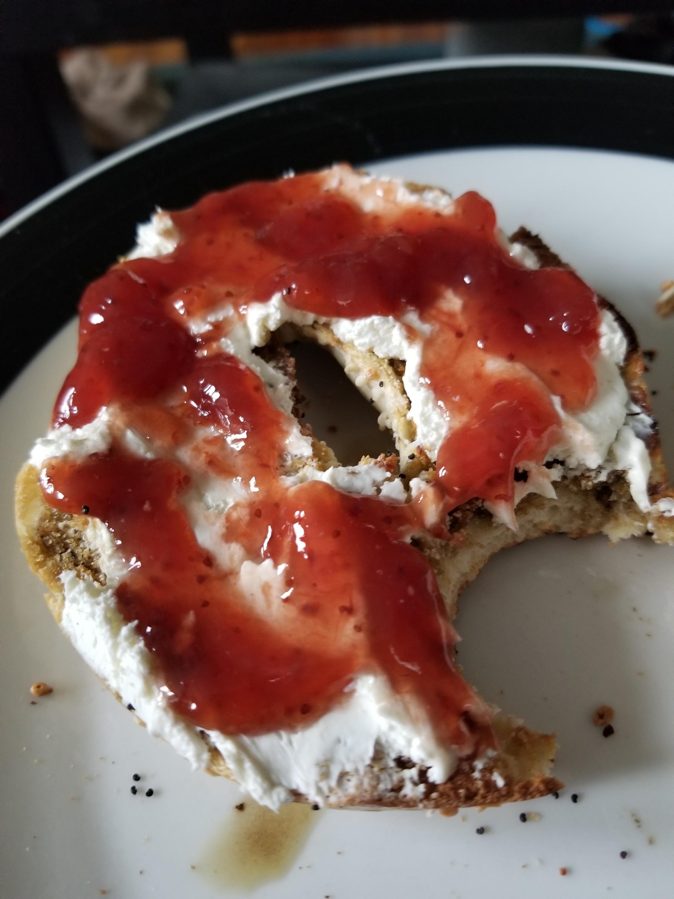 Flavor masking 101 bagel, AVB coconut oil, cream cheese, jam r/vaporents