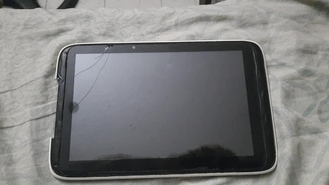 Post de apreciación para mi tablet canaima, el cual hoy se apagó para