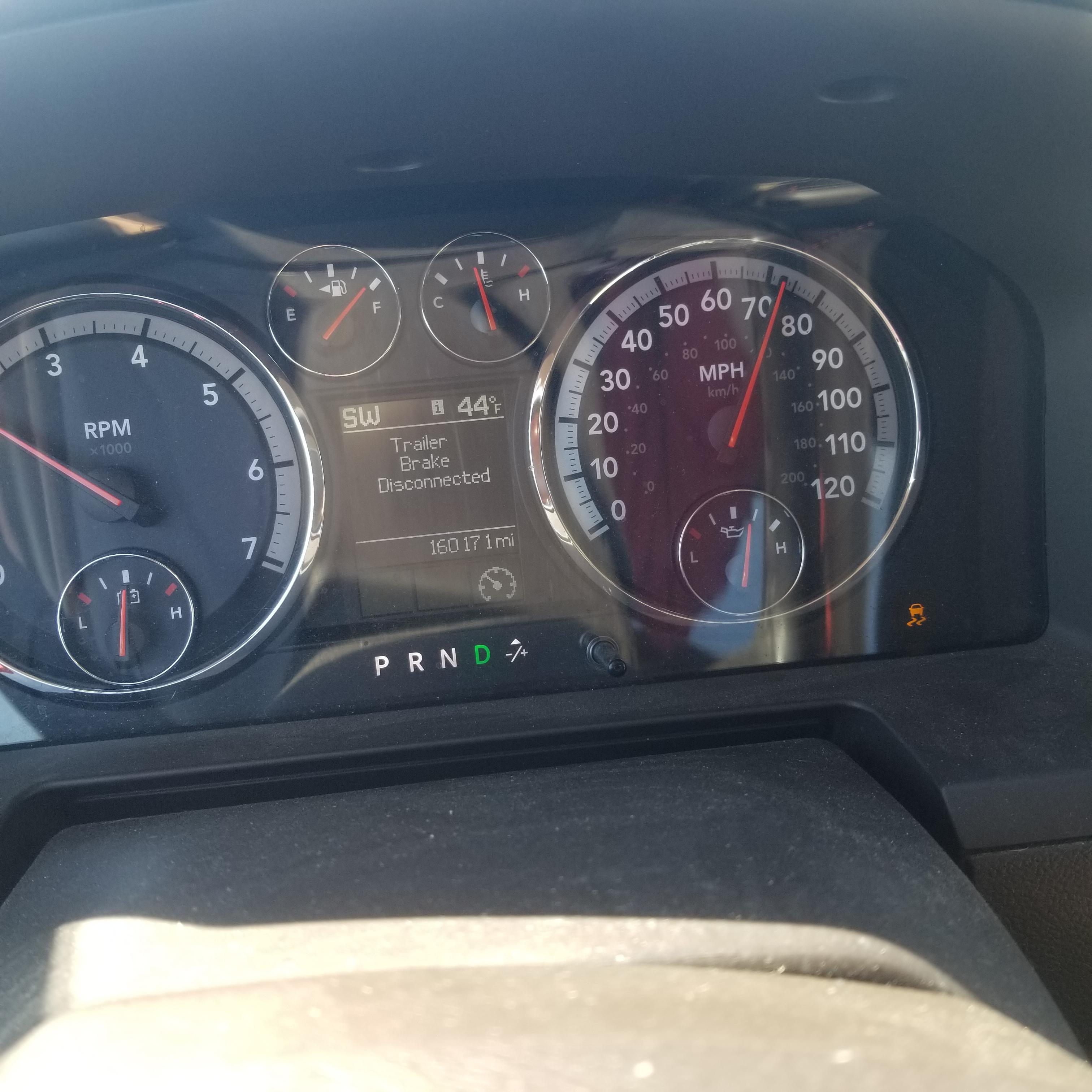 Trailer brake disconnected warning after motor replacement. r/MechanicAdvice