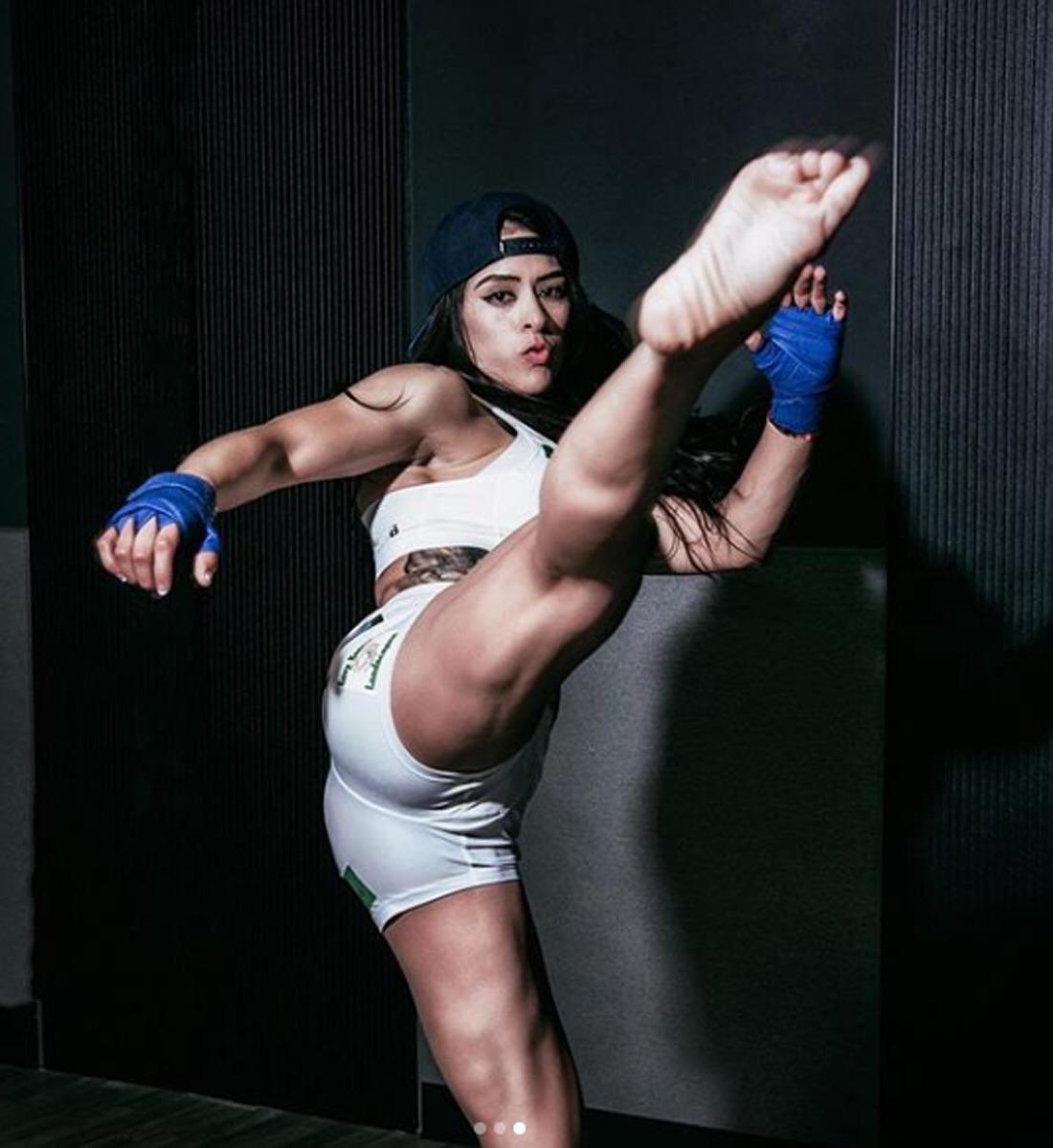 Lucero “La Loba” Acosta : WrestlingAndMMAFeet