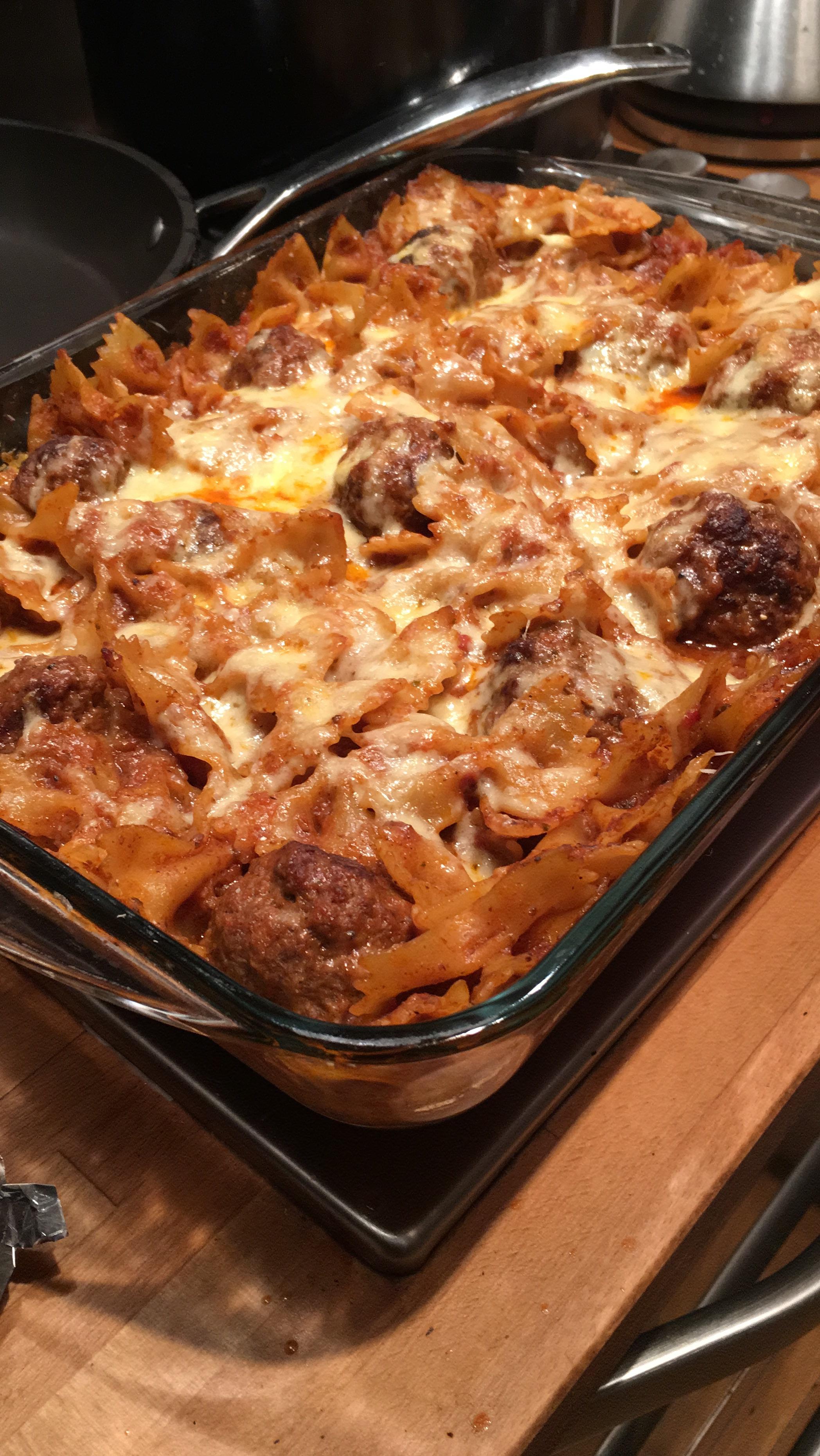 [Homemade] Meatball Pasta Bake with Chillies and Smoked Paprika r/food
